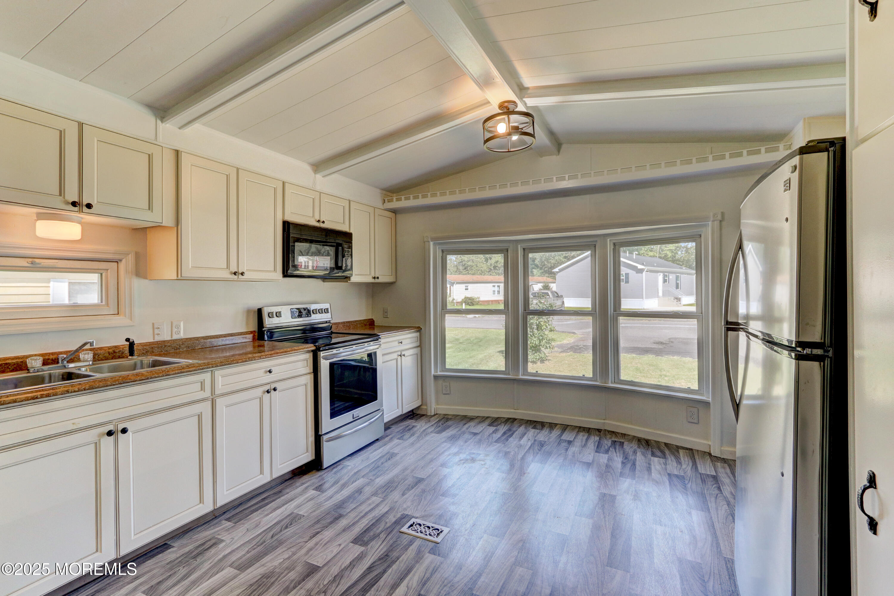 893 Clover Drive