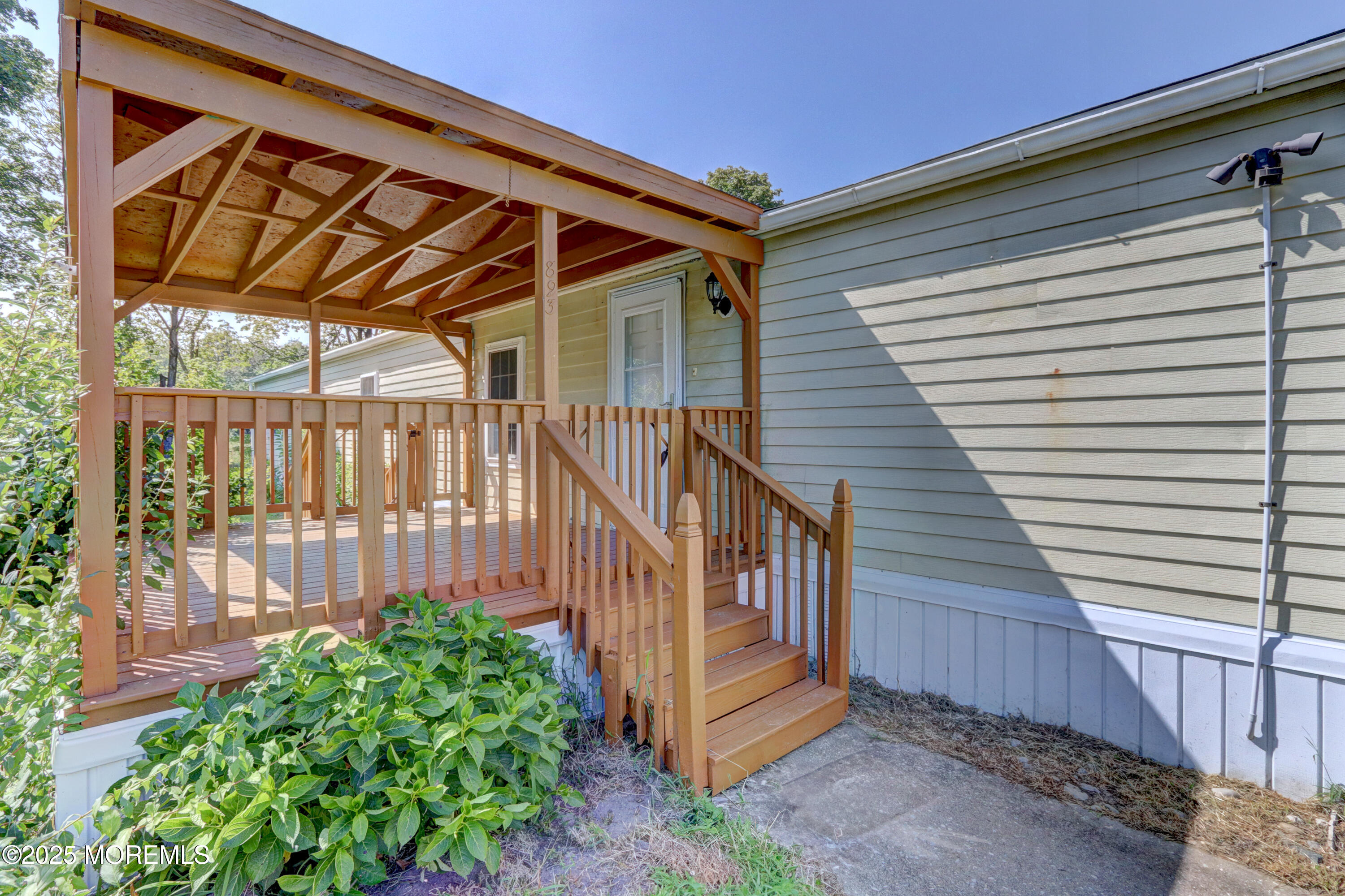 893 Clover Drive