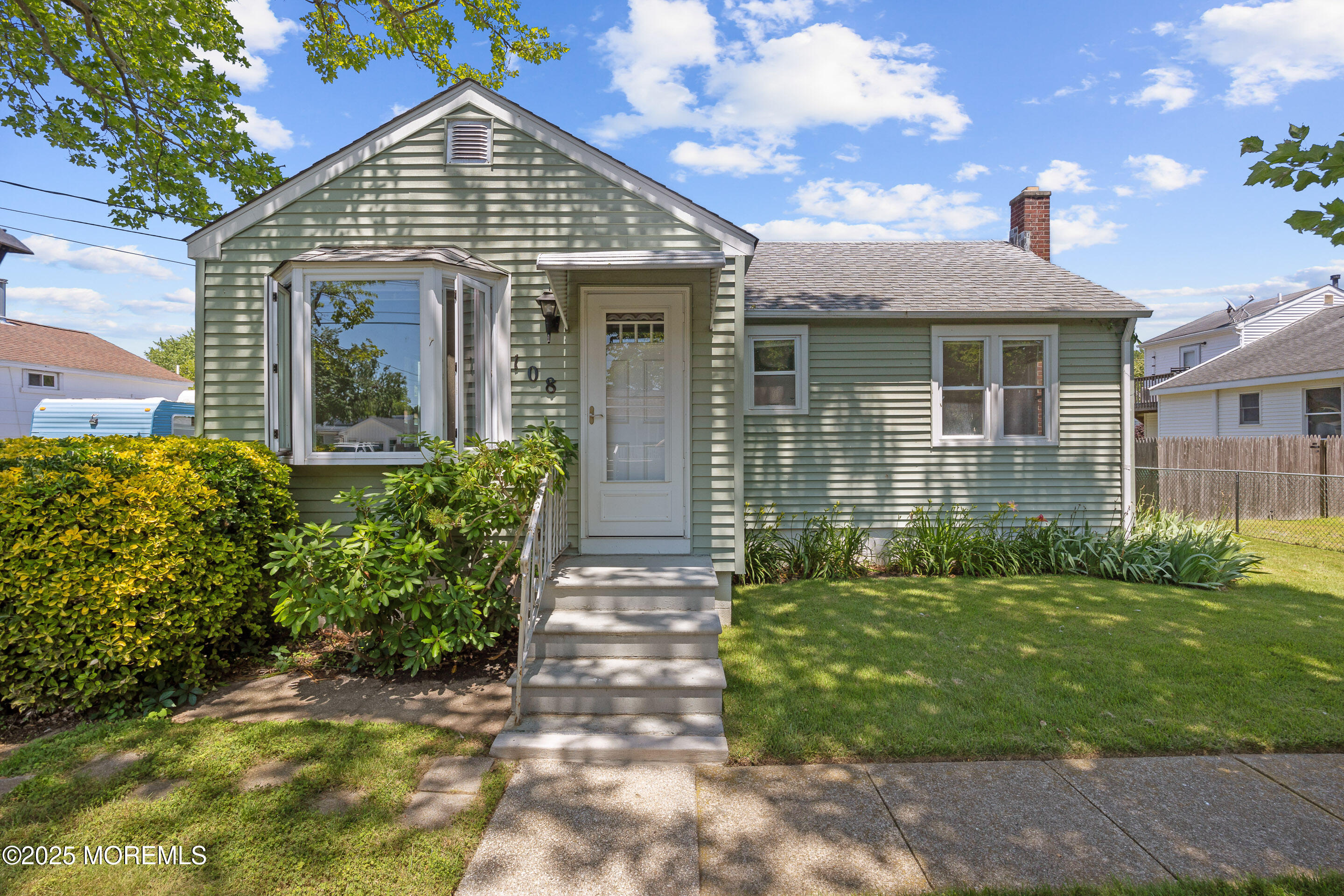 108 Bucknell Avenue