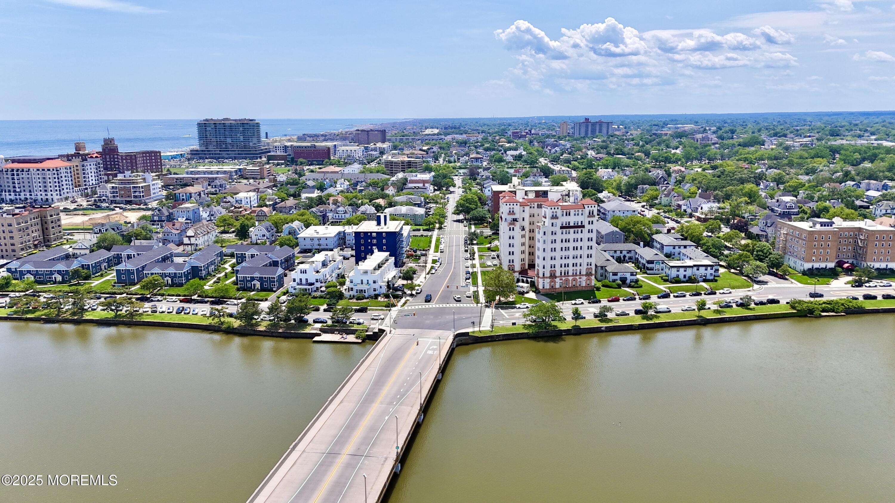 400 Deal Lake Drive, 3J