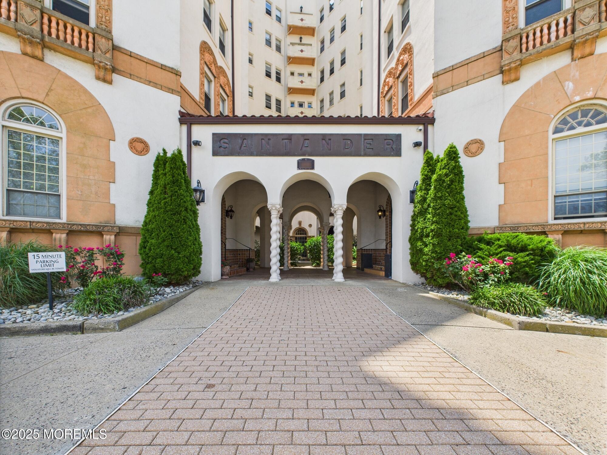 400 Deal Lake Drive, 3J