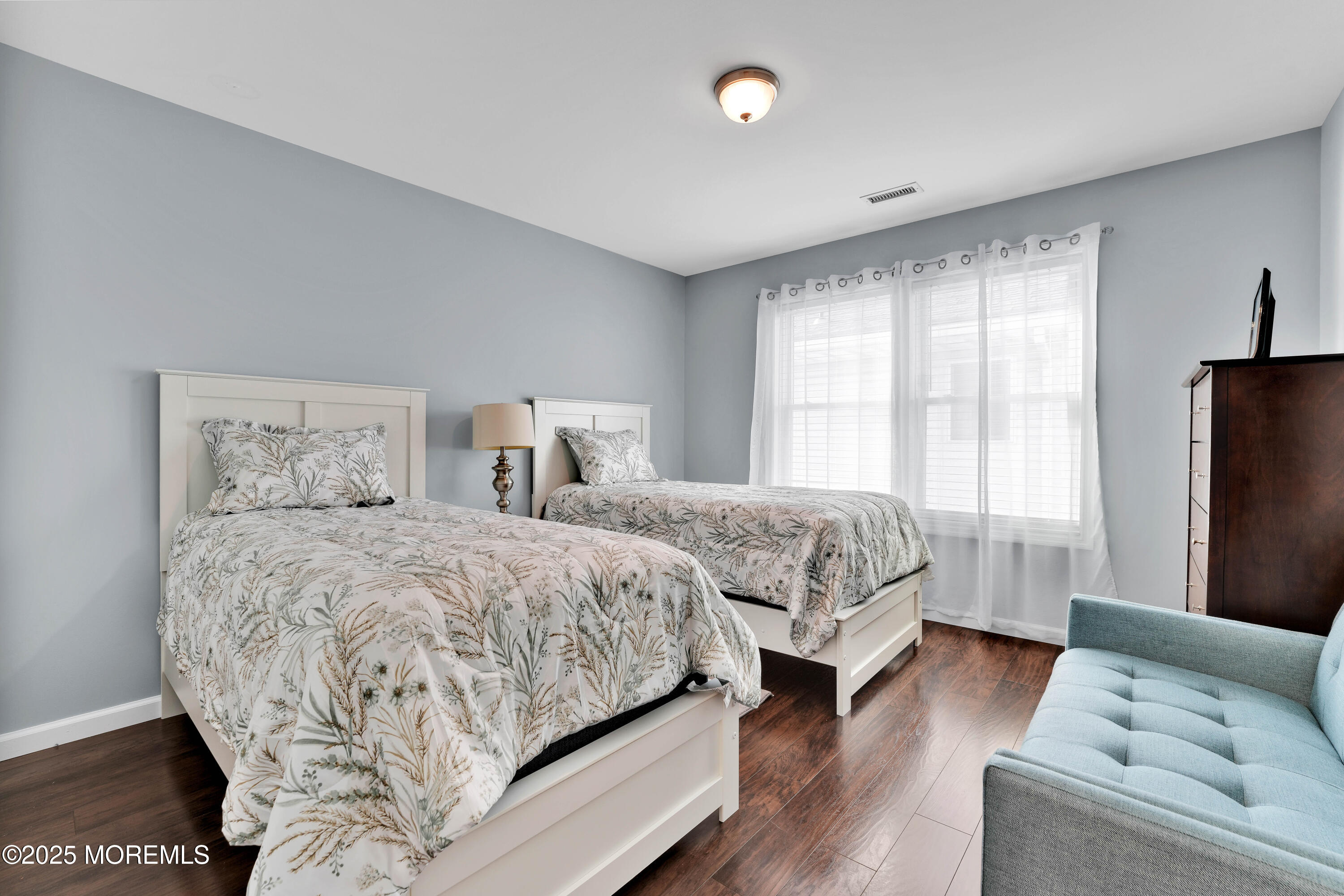 115 Harding Avenue B