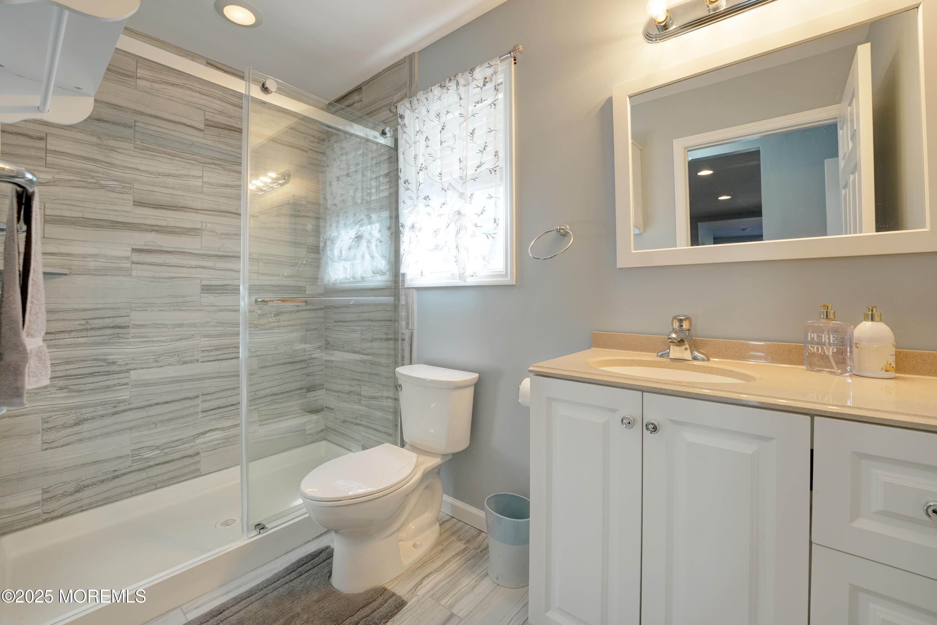 115 Harding Avenue B