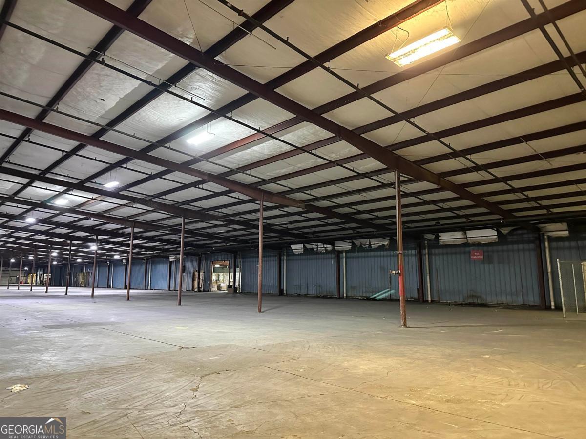 1140 Monticello Highway