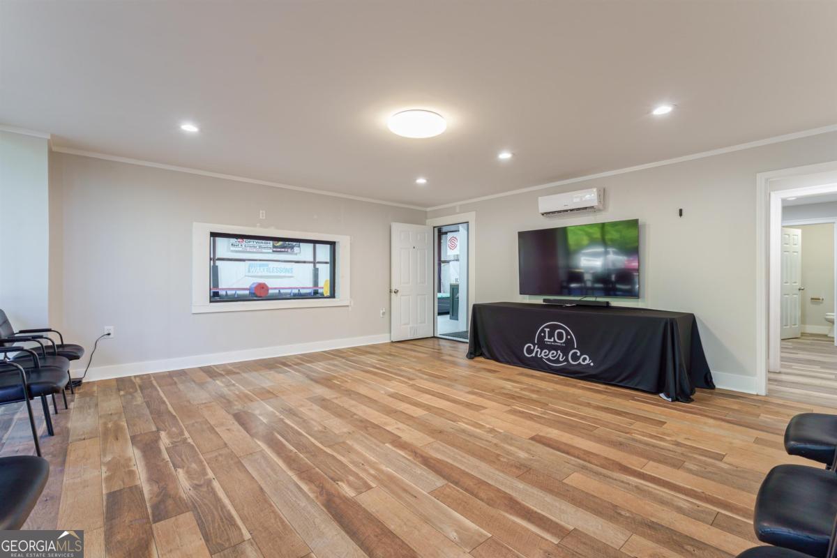 162 Scott Road
