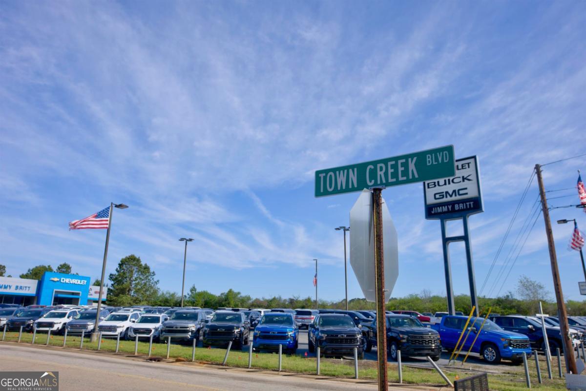 27 ACRES Town Creek Boulevard