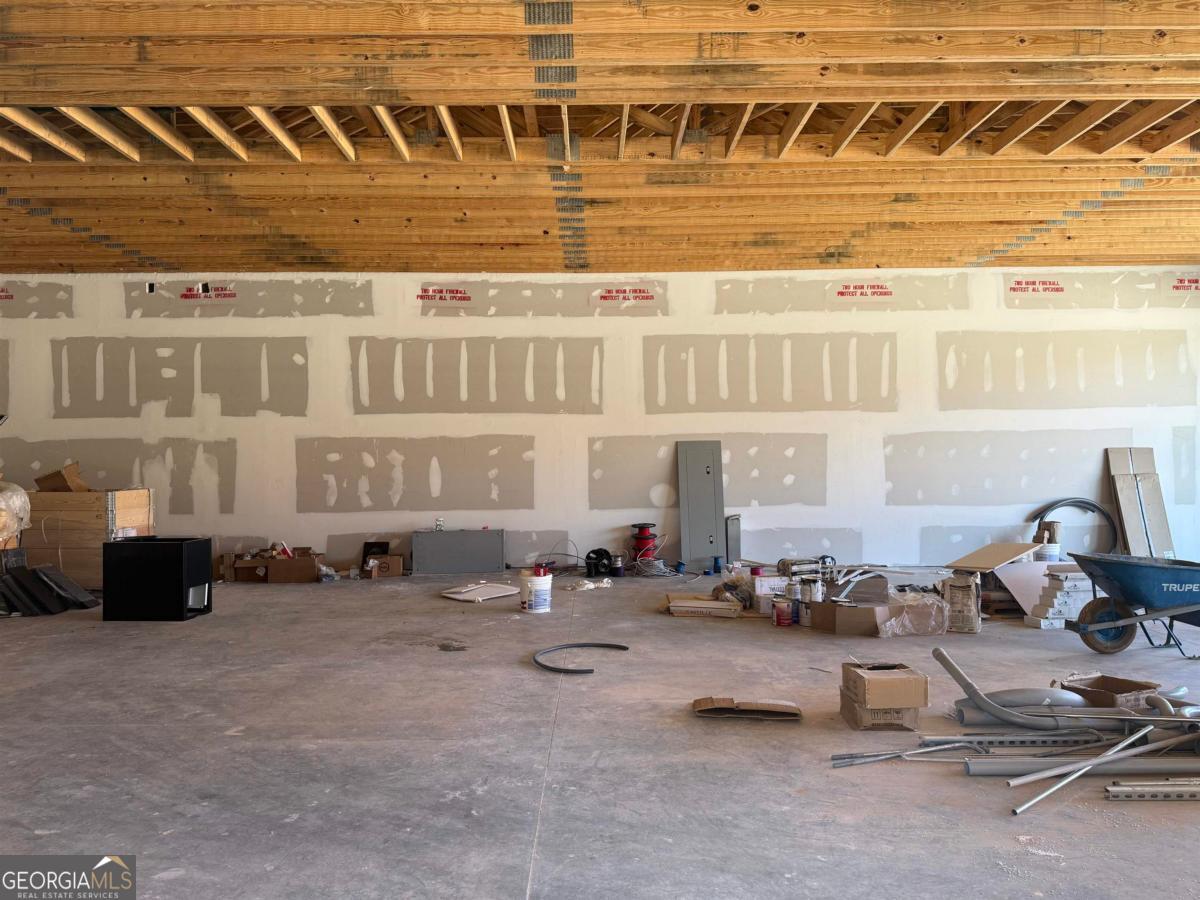 627 Old Phoenix Road SUITE A