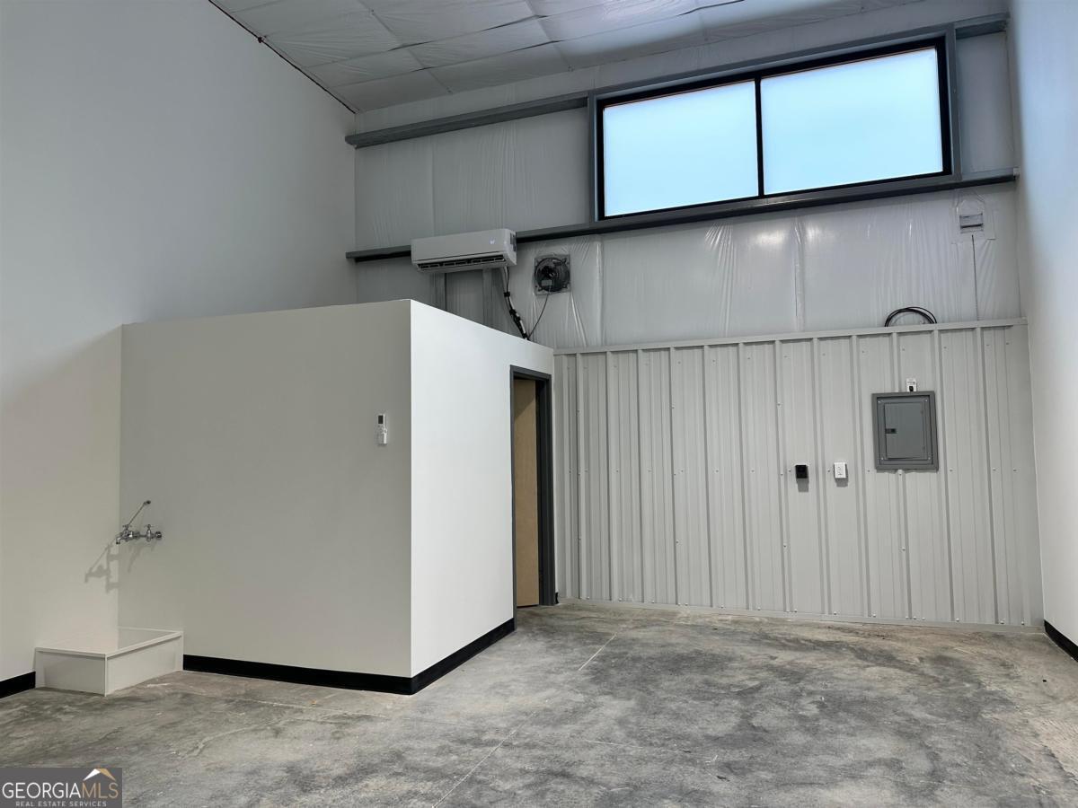 1040 Park Court # I3 Unit: GARAGE I3