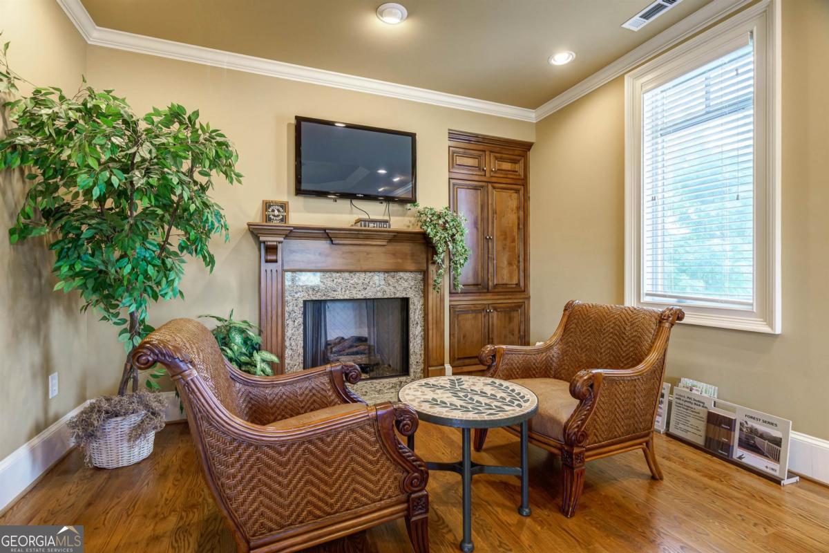 112 Harmony Crossing SUITE 4