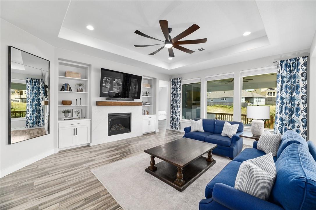 1363 Hazy Hills LOOP # B