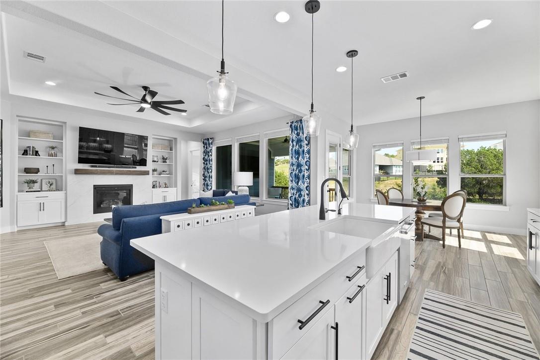 1363 Hazy Hills LOOP # B