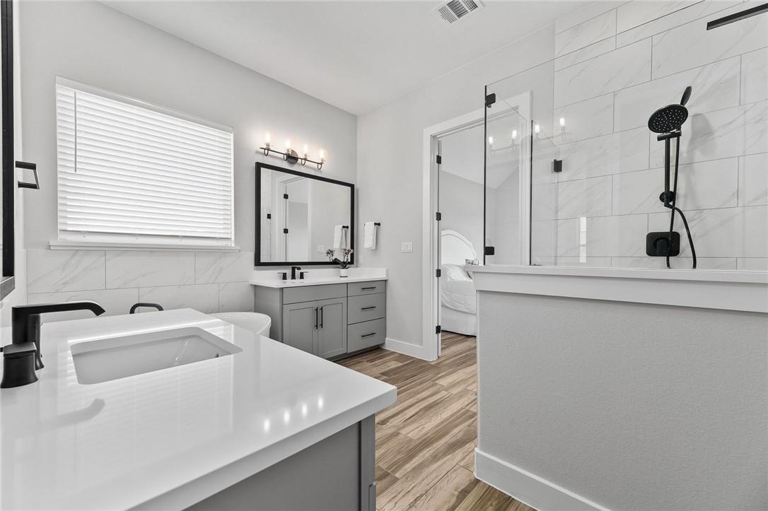 1363 Hazy Hills LOOP # B