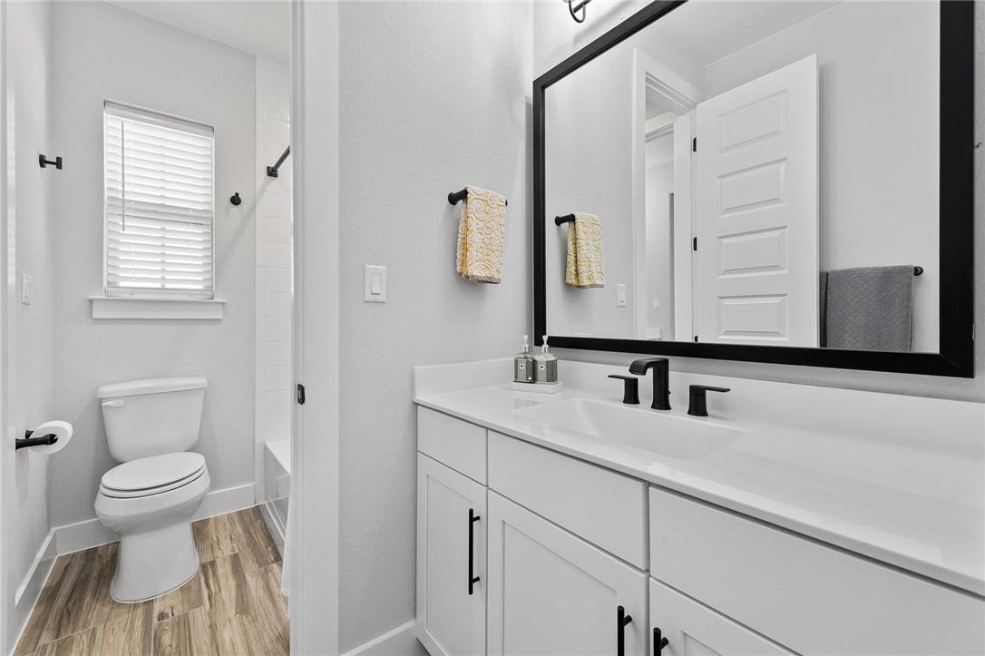 1363 Hazy Hills LOOP # B