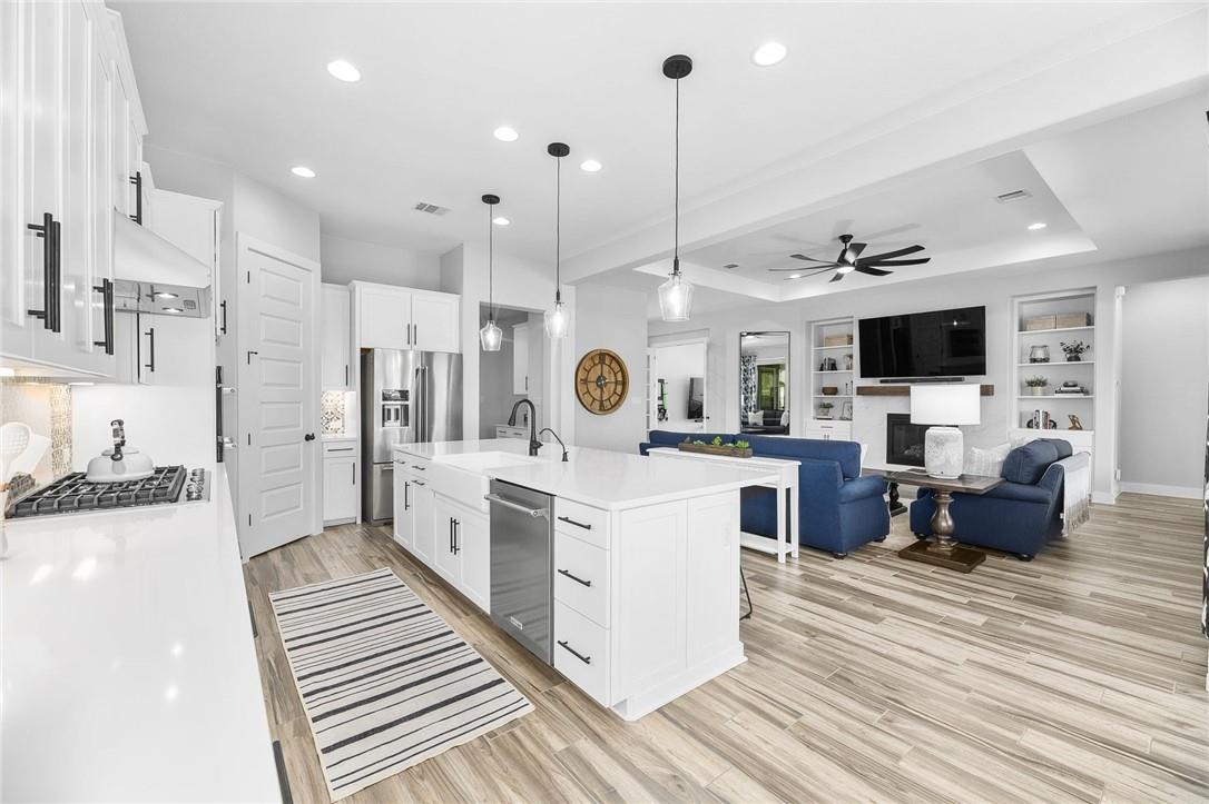 1363 Hazy Hills LOOP # B