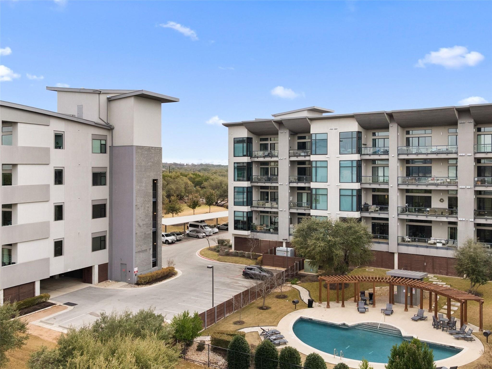 5921 Hi Line RD # 1303