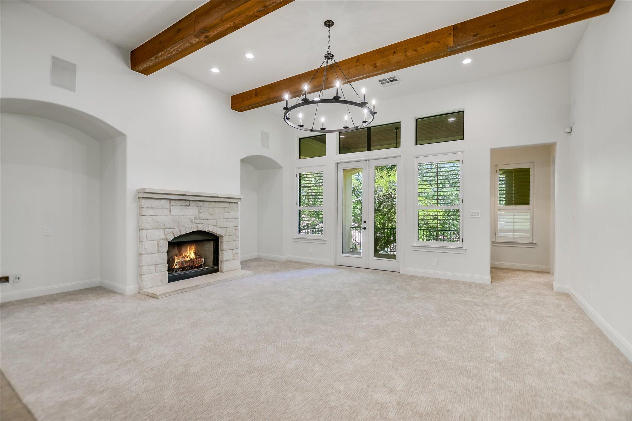 2617 University Club DR