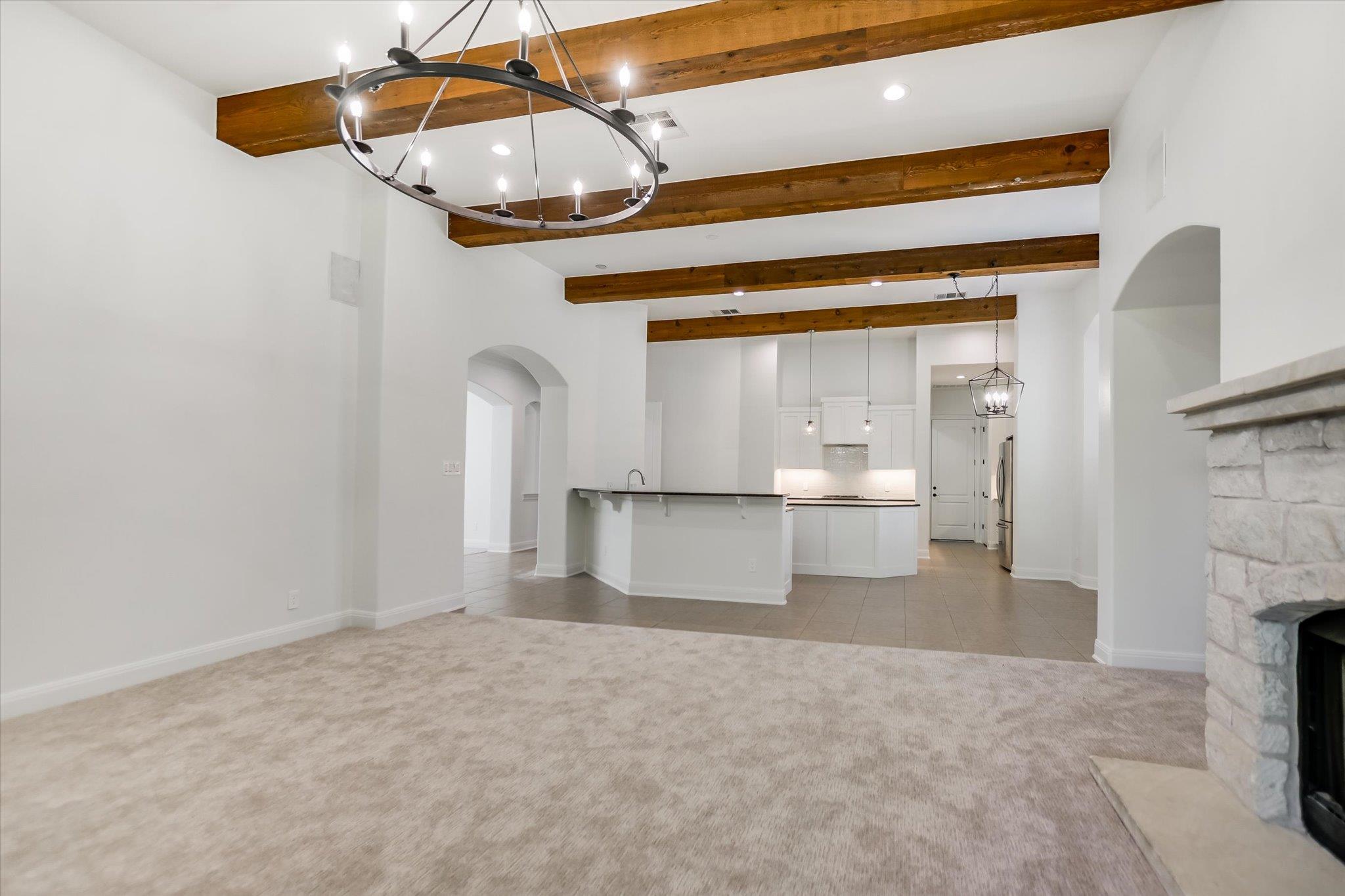 2617 University Club DR