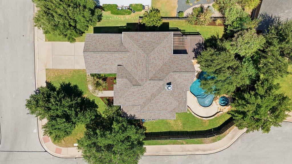 3009 Brittany Point LN