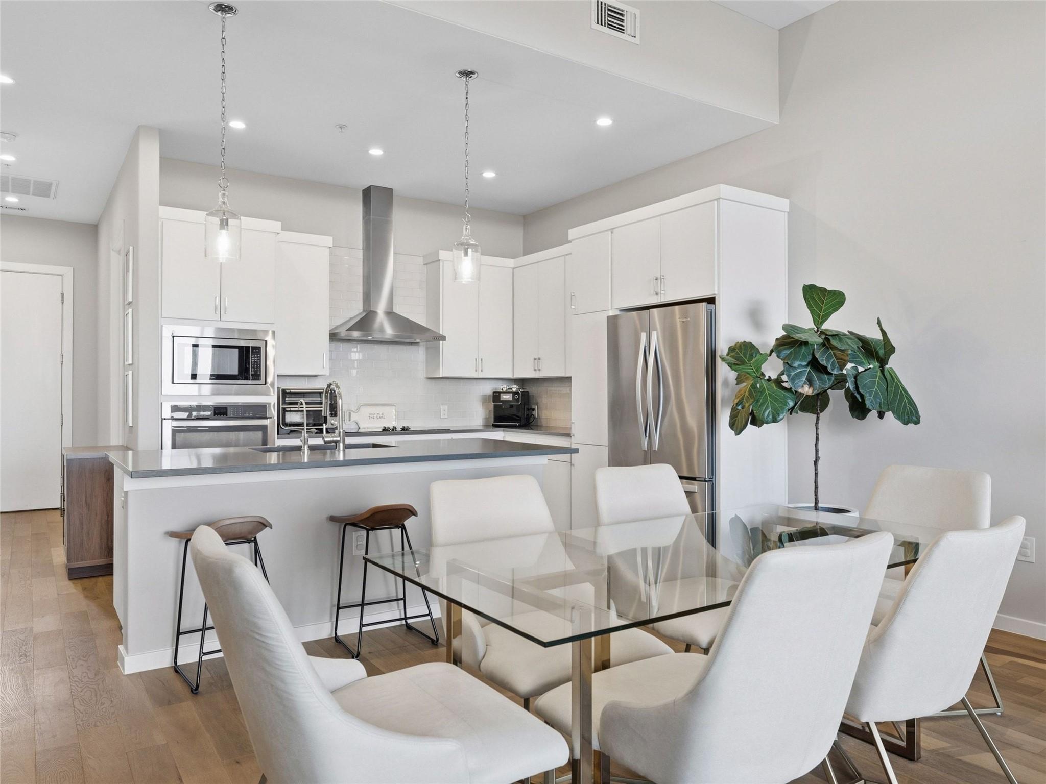 5921 Hi Line RD # 1303