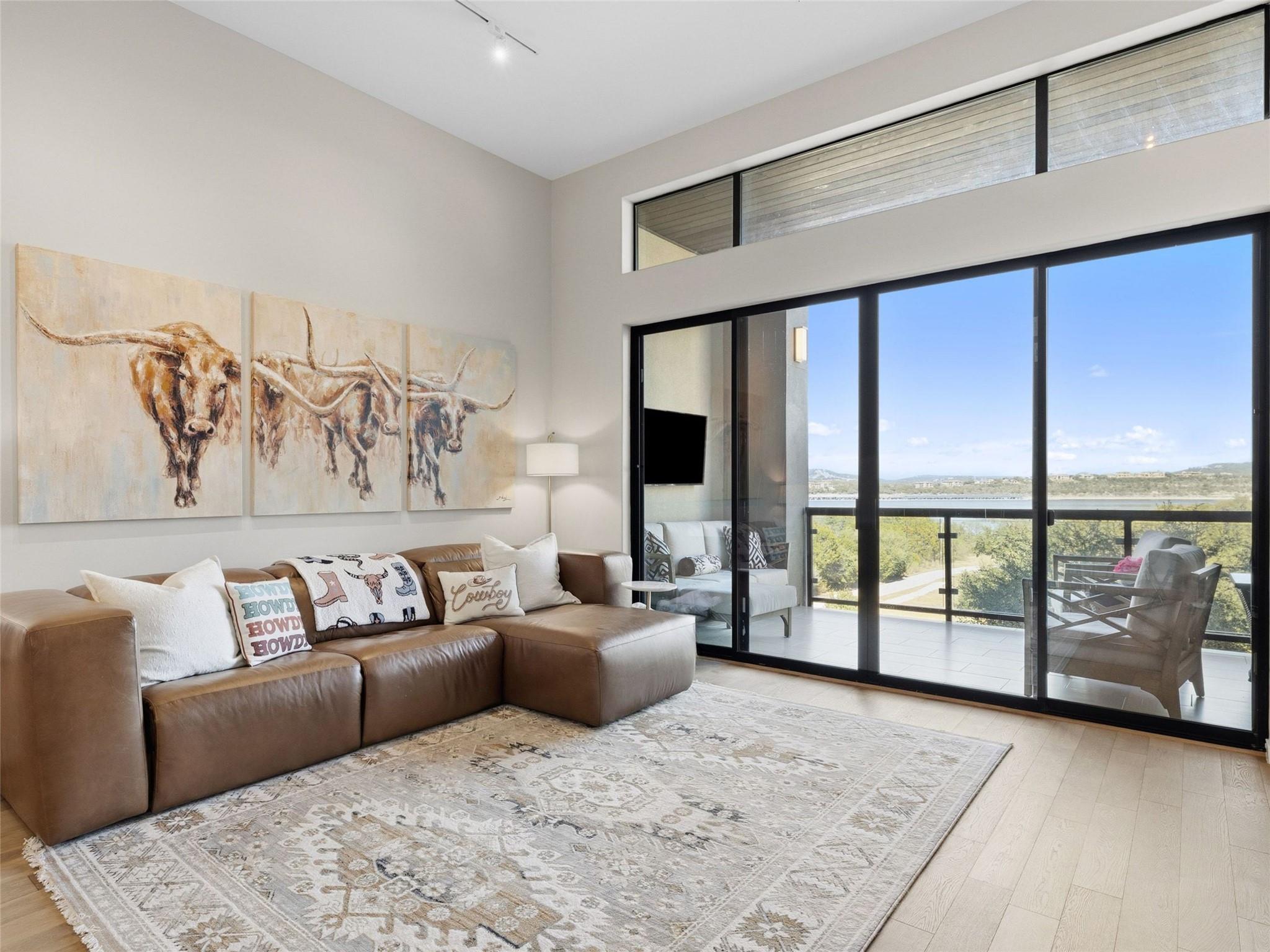 5921 Hi Line RD # 1303