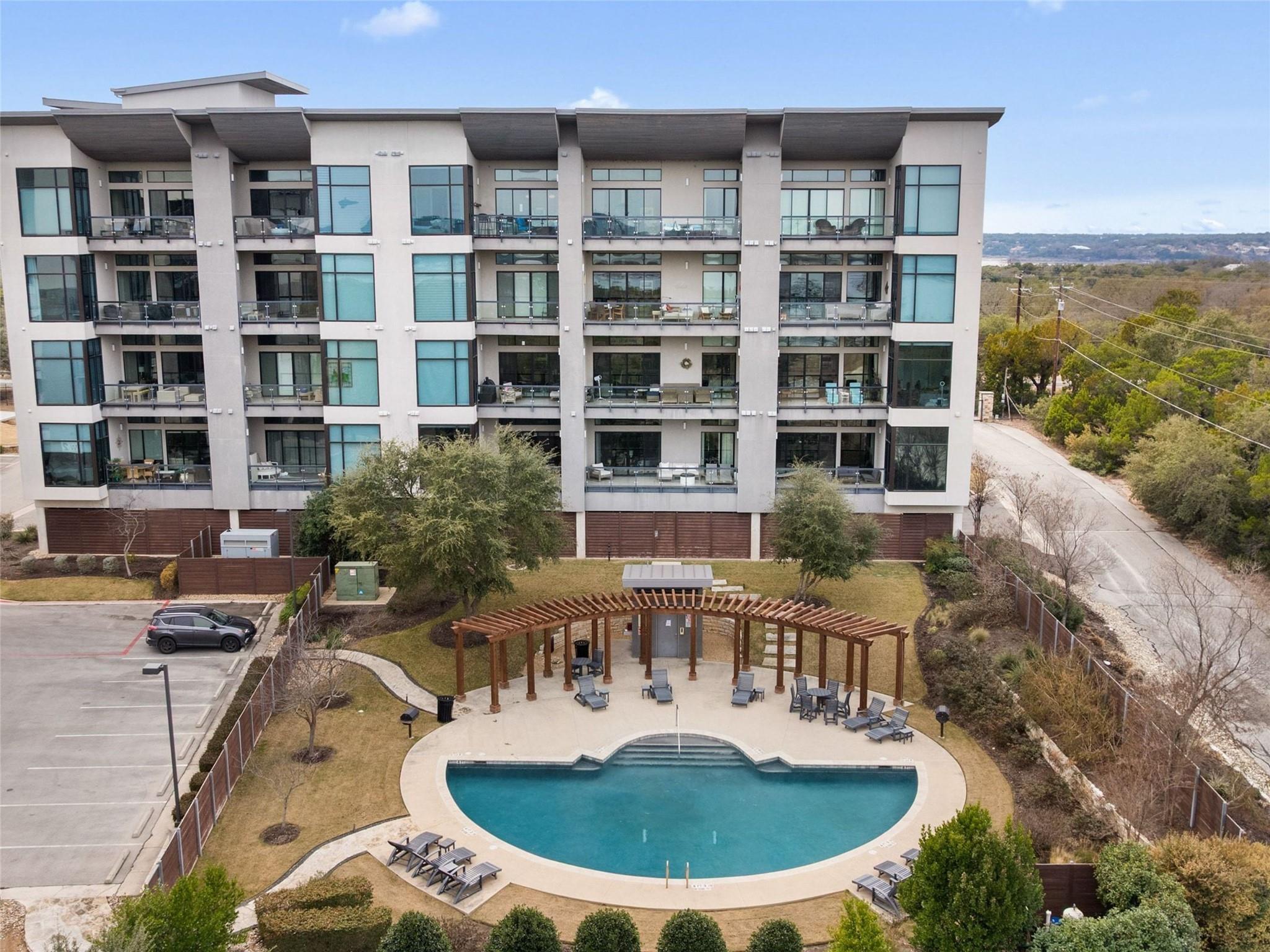 5921 Hi Line RD # 1303