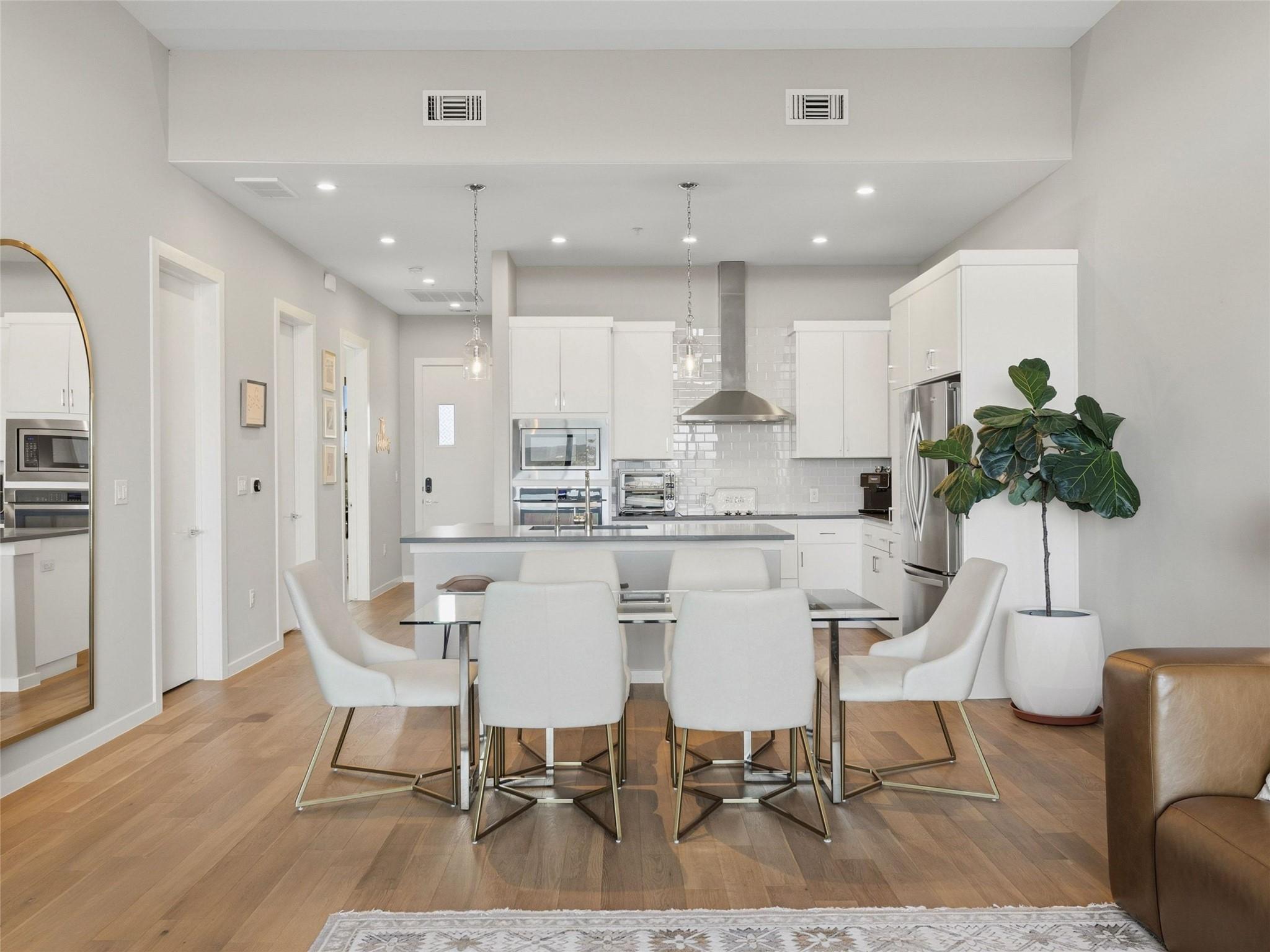 5921 Hi Line RD # 1303