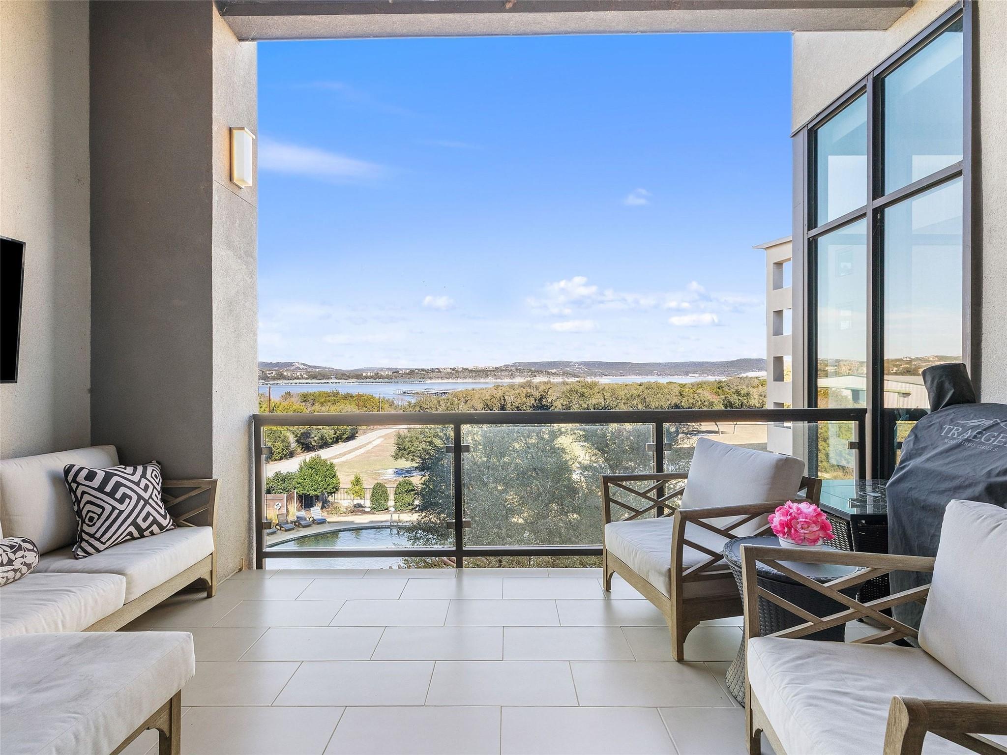 5921 Hi Line RD # 1303