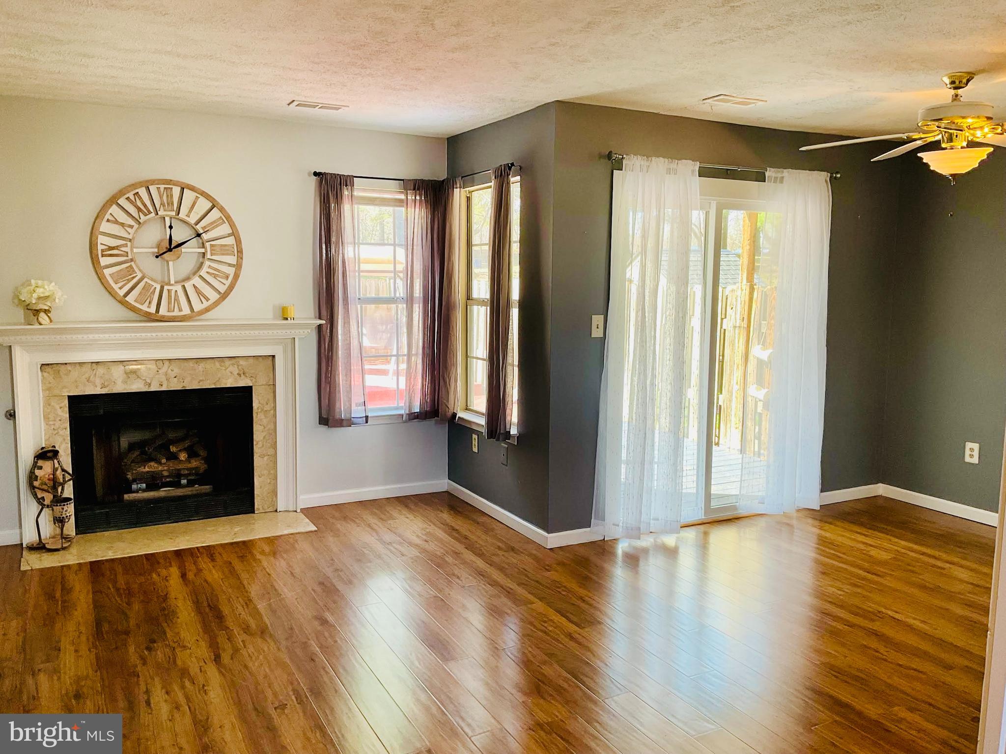 520 CROMWELL COURT