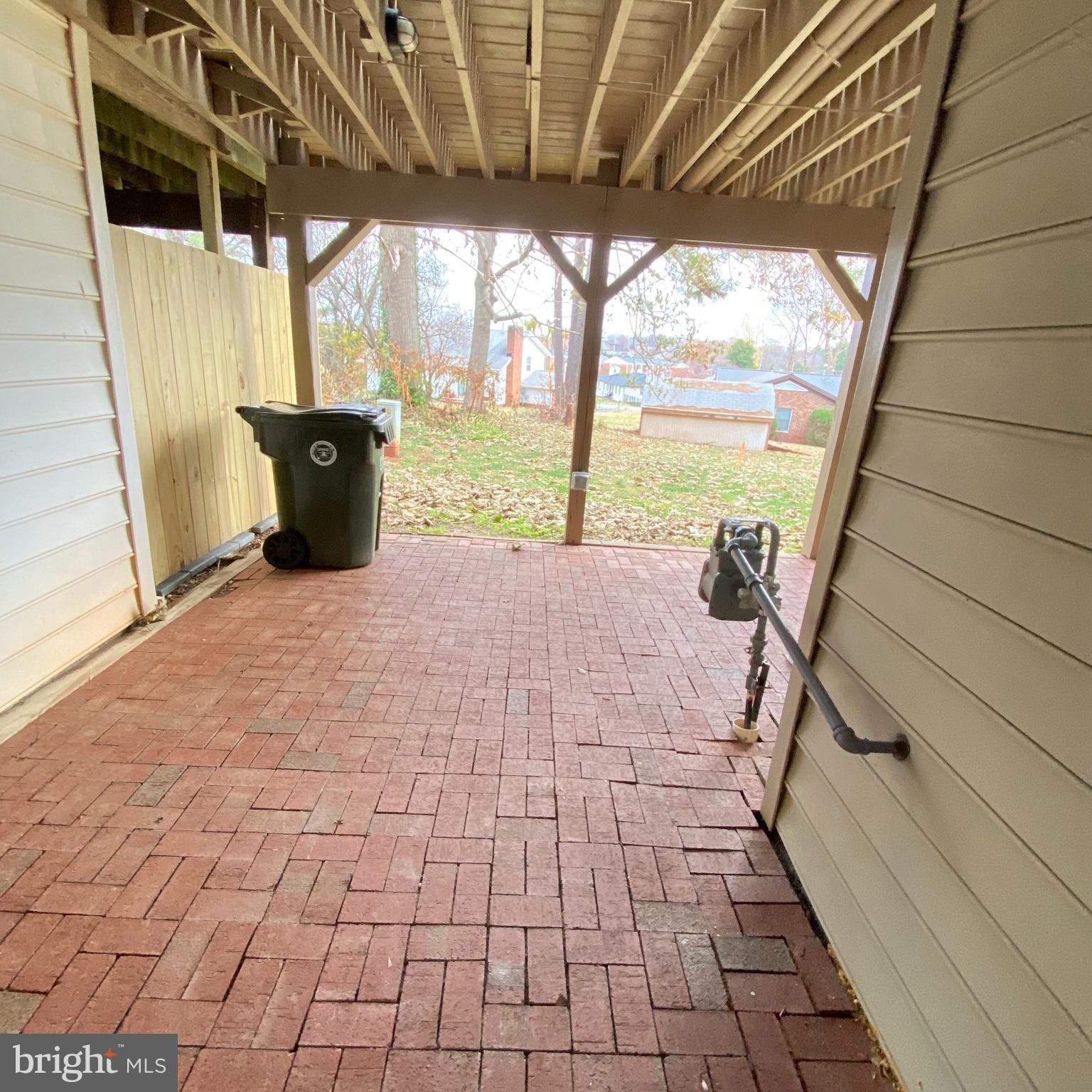684 RIPPLEBROOK DRIVE
