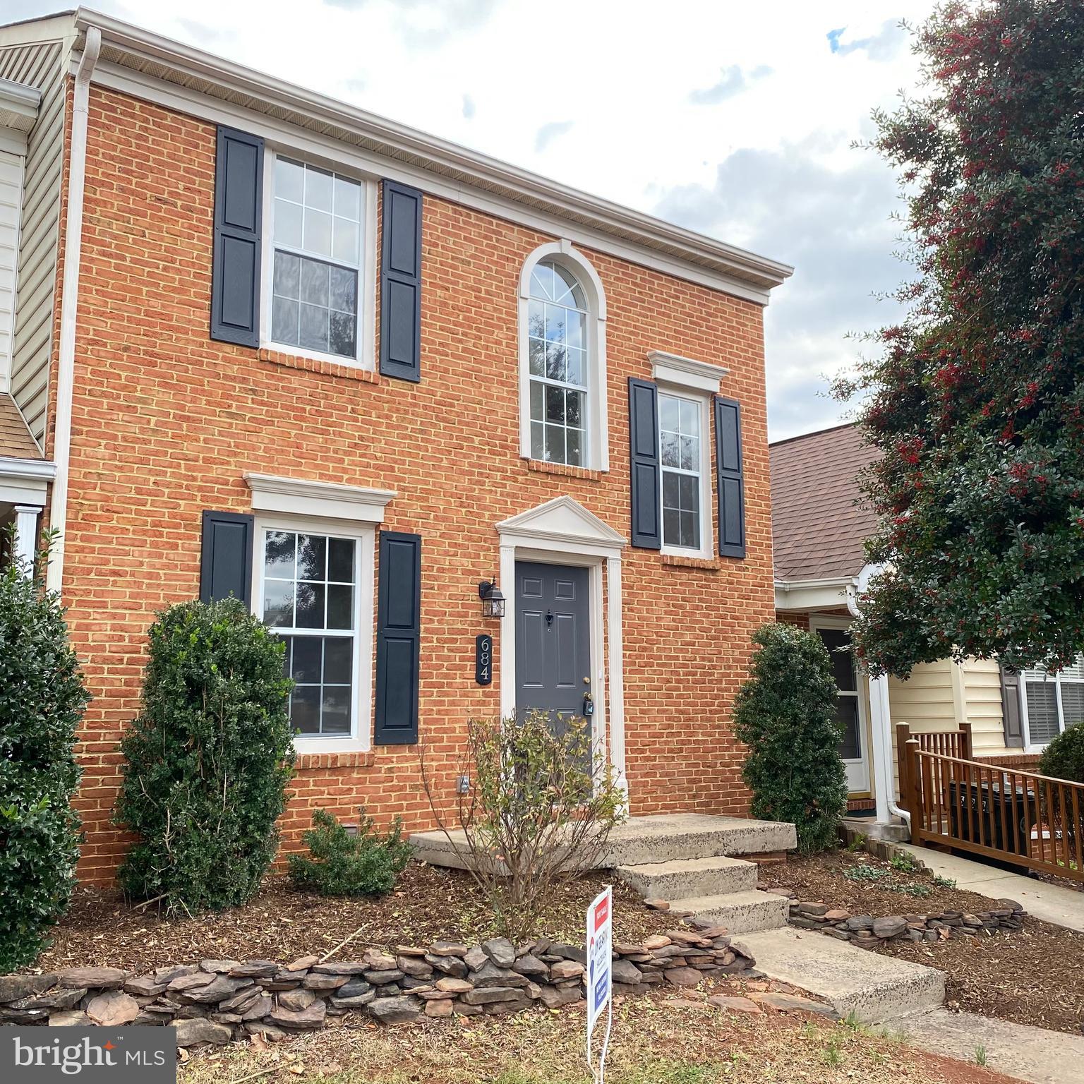 684 RIPPLEBROOK DRIVE
