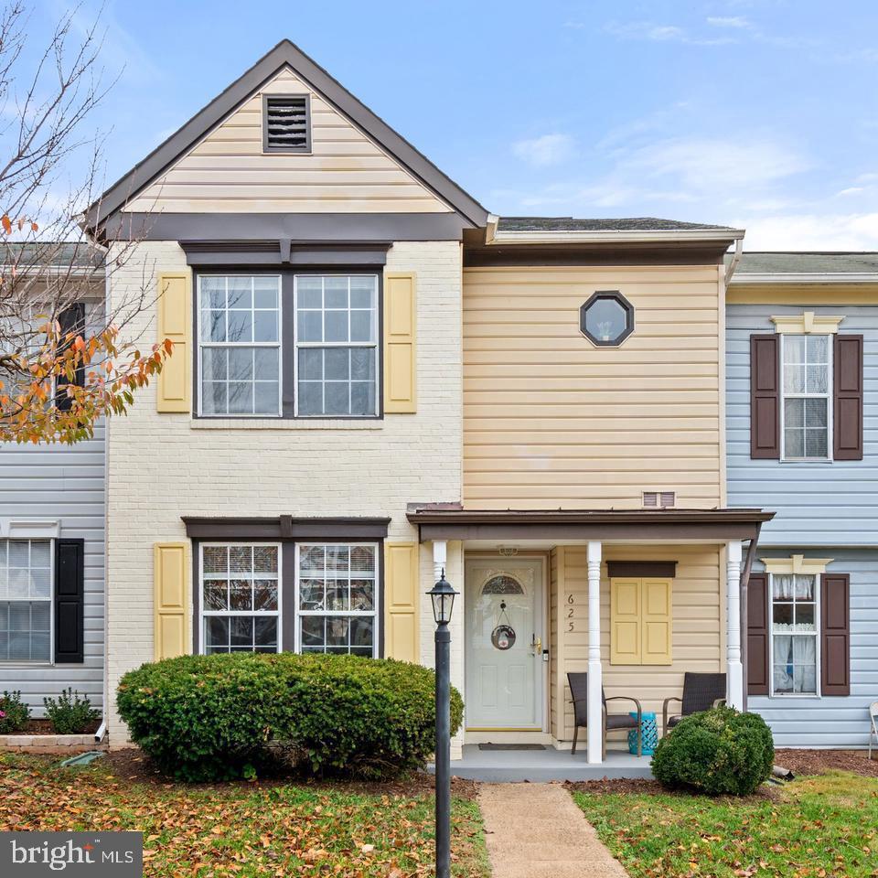 625 BRIDLEWOOD DRIVE