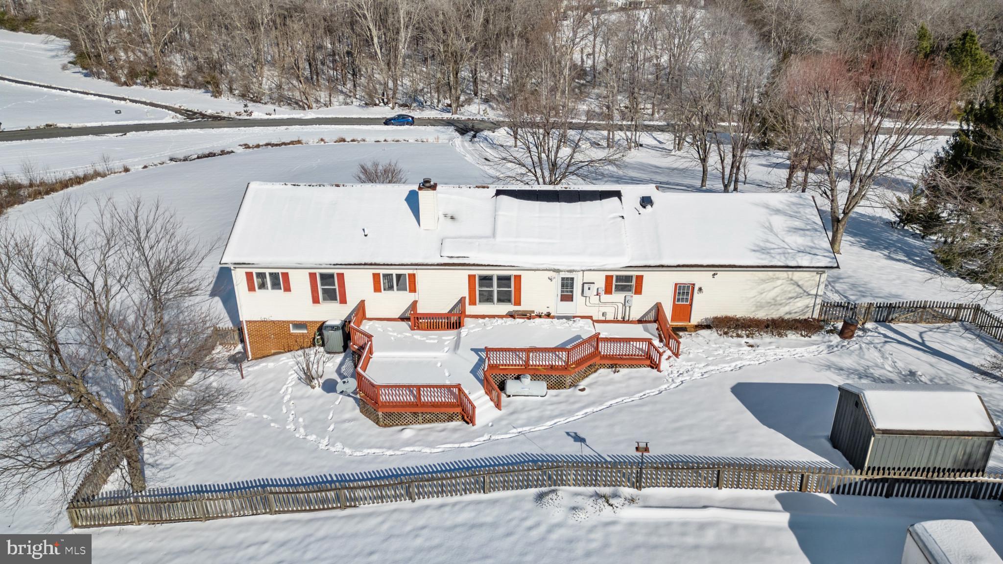 9176 WHITESTONE COURT