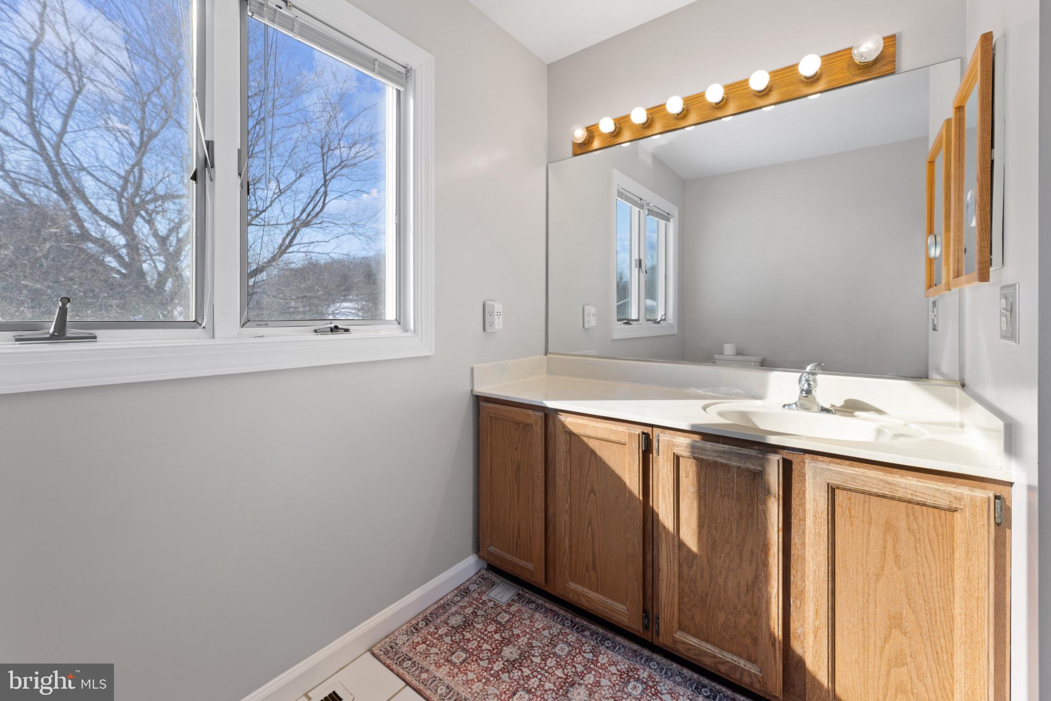 9176 WHITESTONE COURT