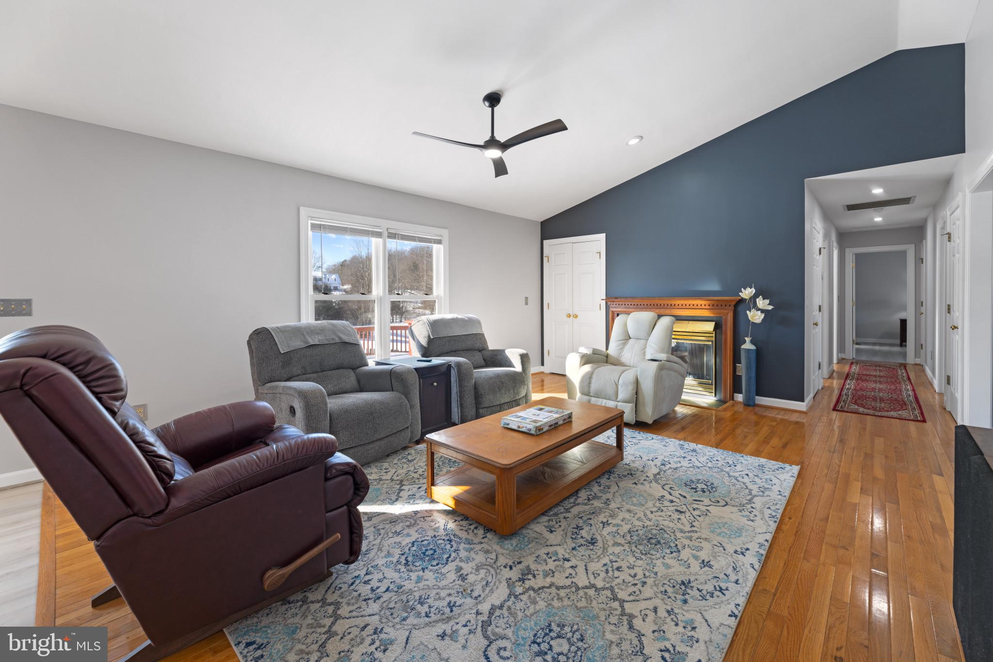 9176 WHITESTONE COURT