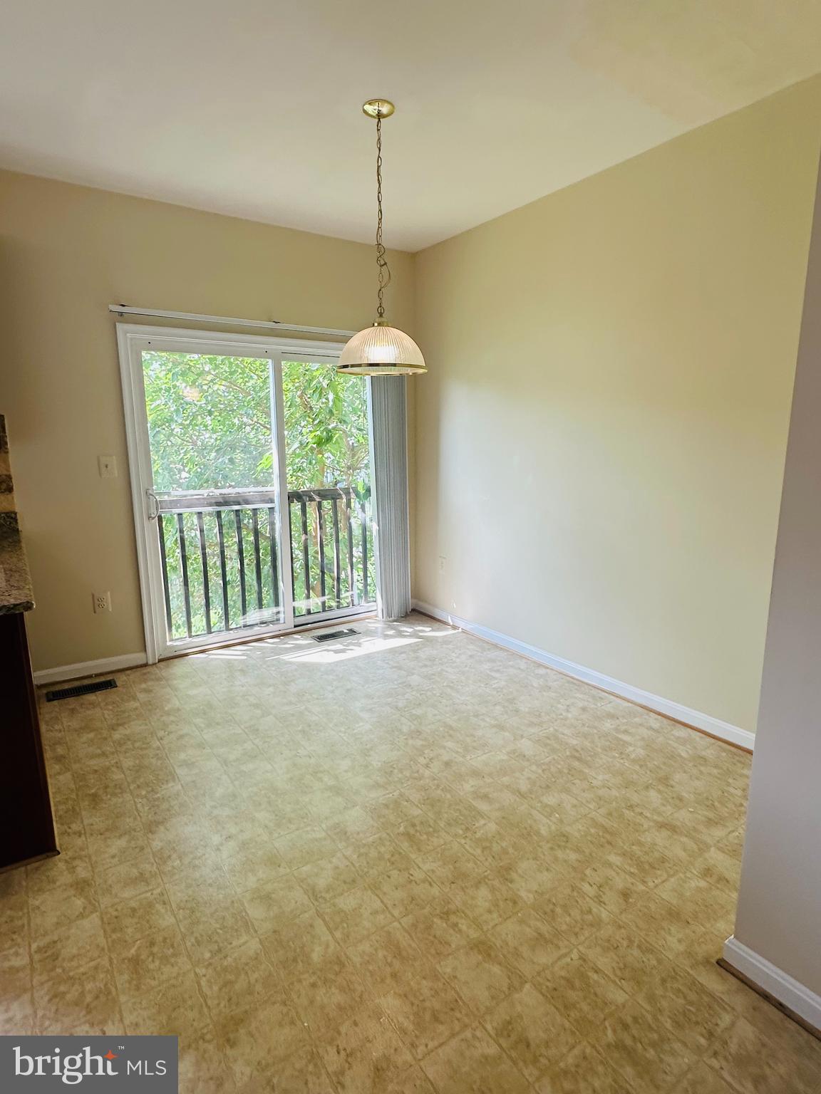 2242 BLUE SPRUCE DRIVE