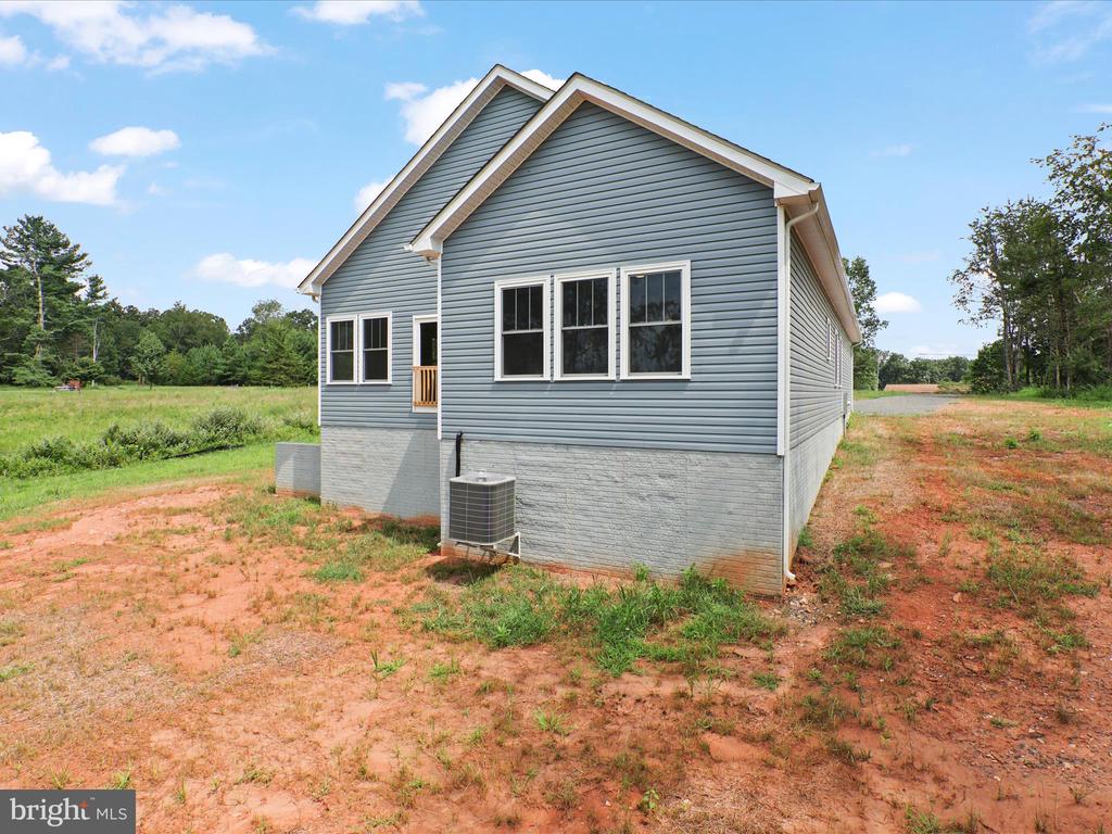15477 NORMAN ROAD