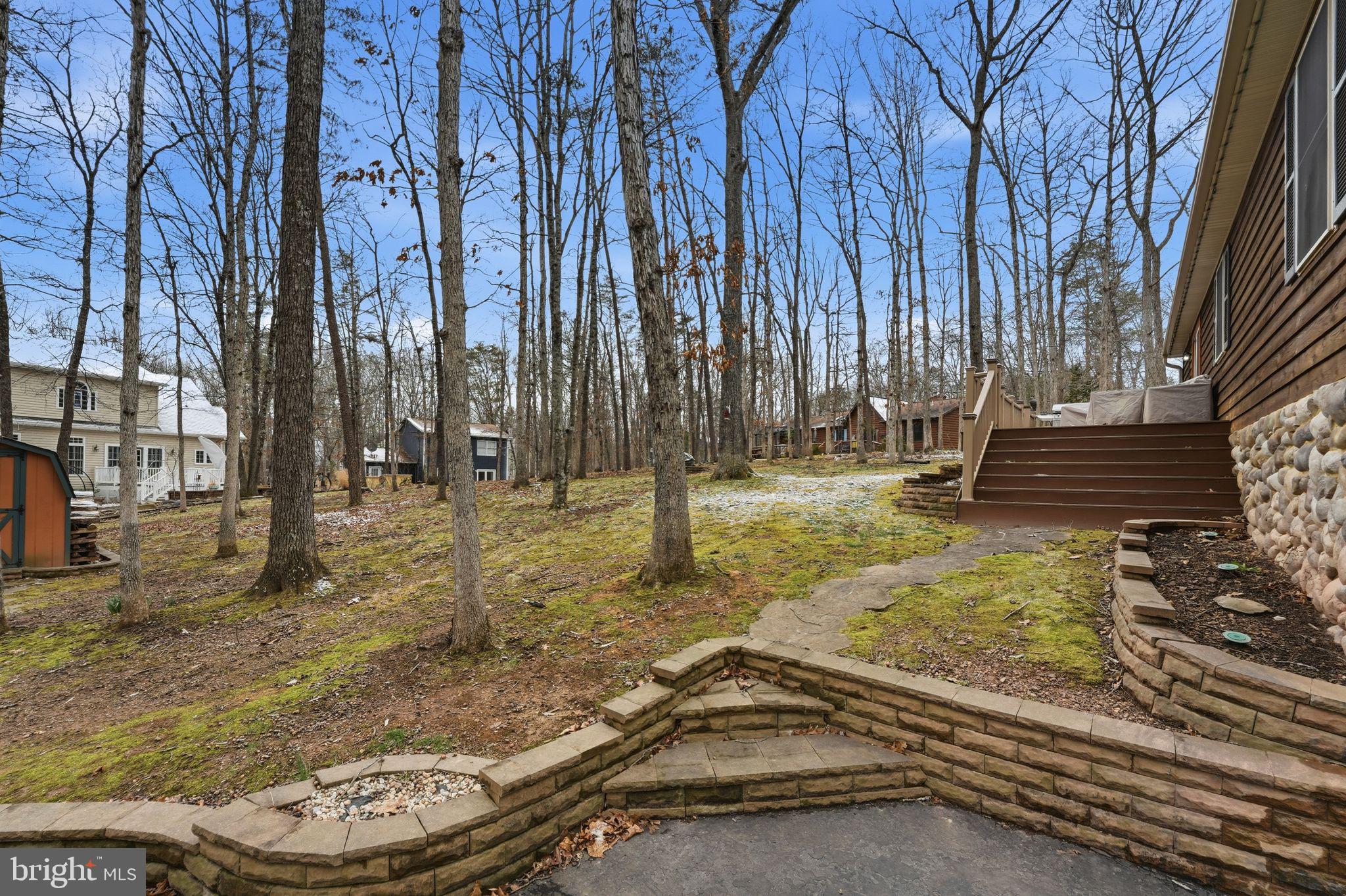 207 LAUREL DRIVE