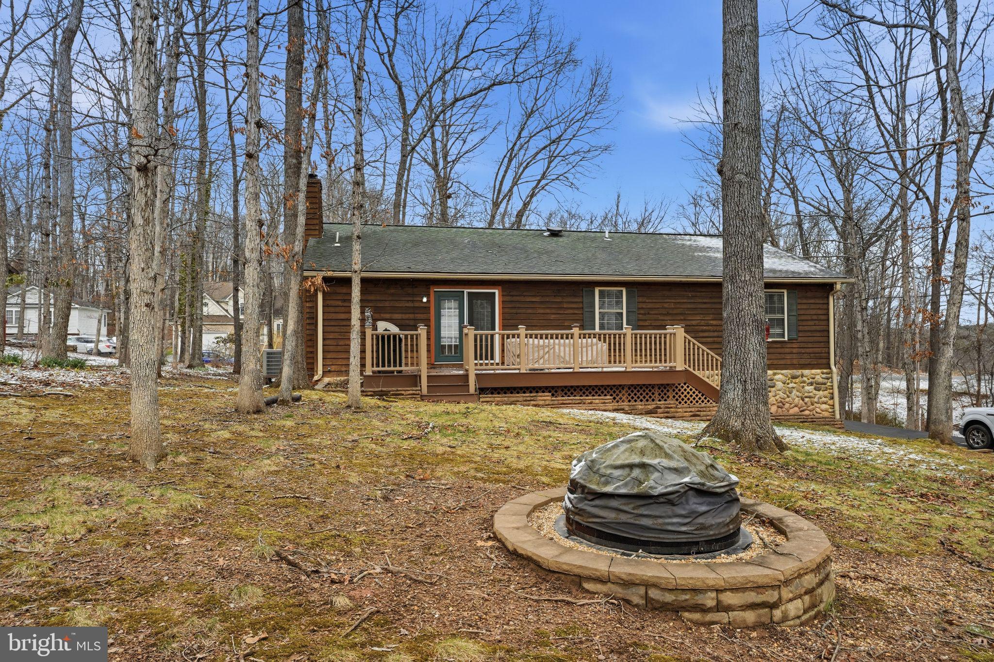 207 LAUREL DRIVE