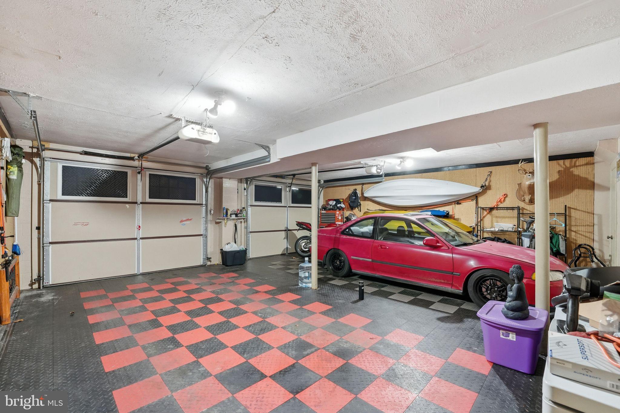 207 LAUREL DRIVE