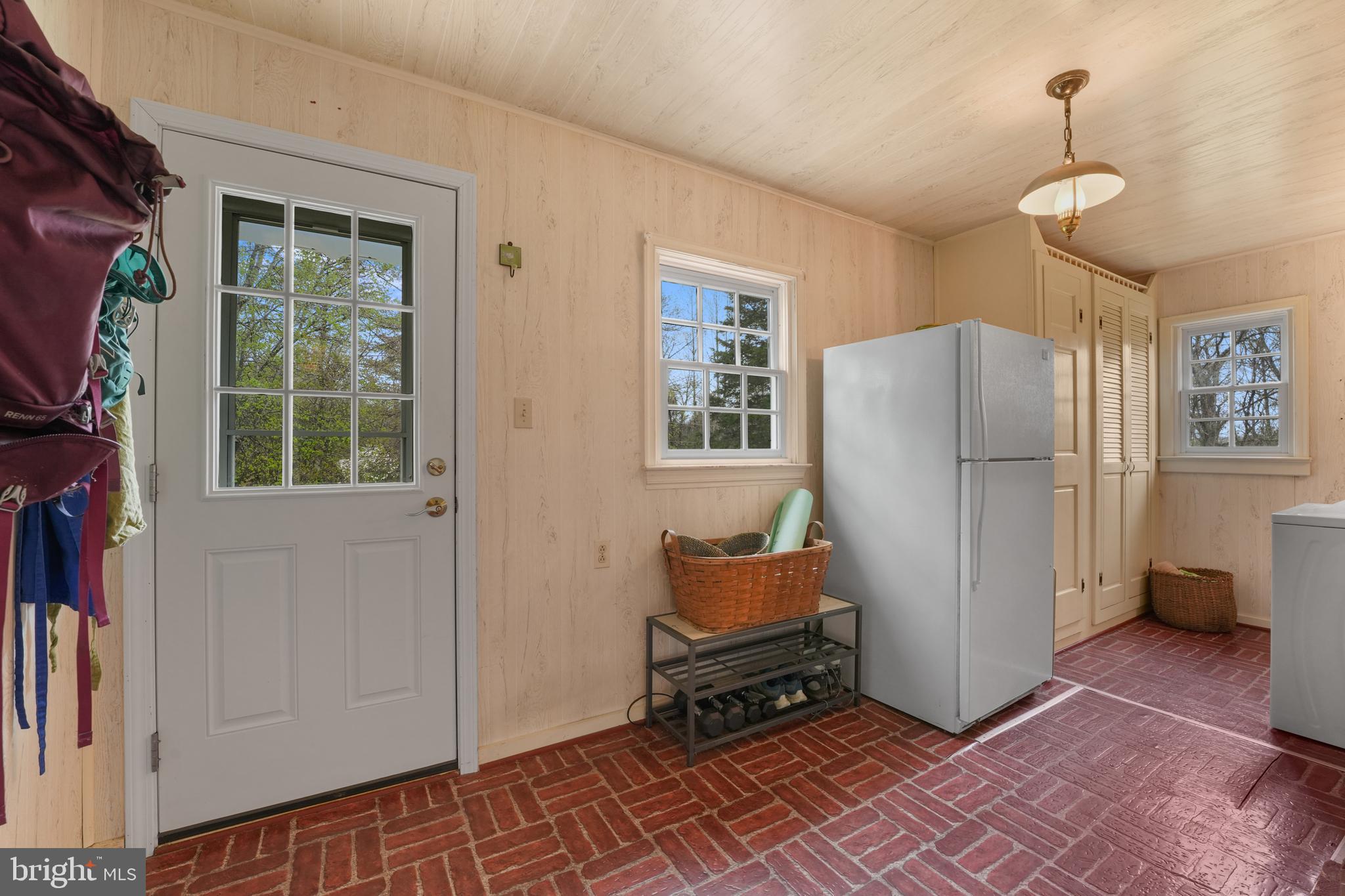412 NELMONTE LANE