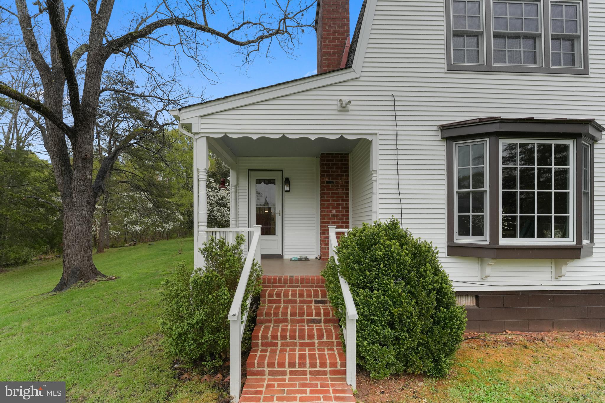 412 NELMONTE LANE