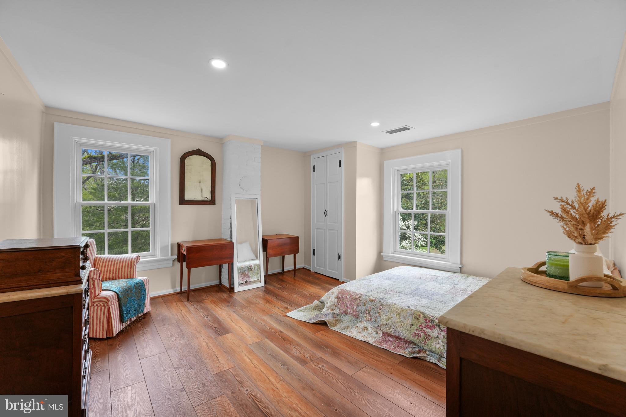 412 NELMONTE LANE