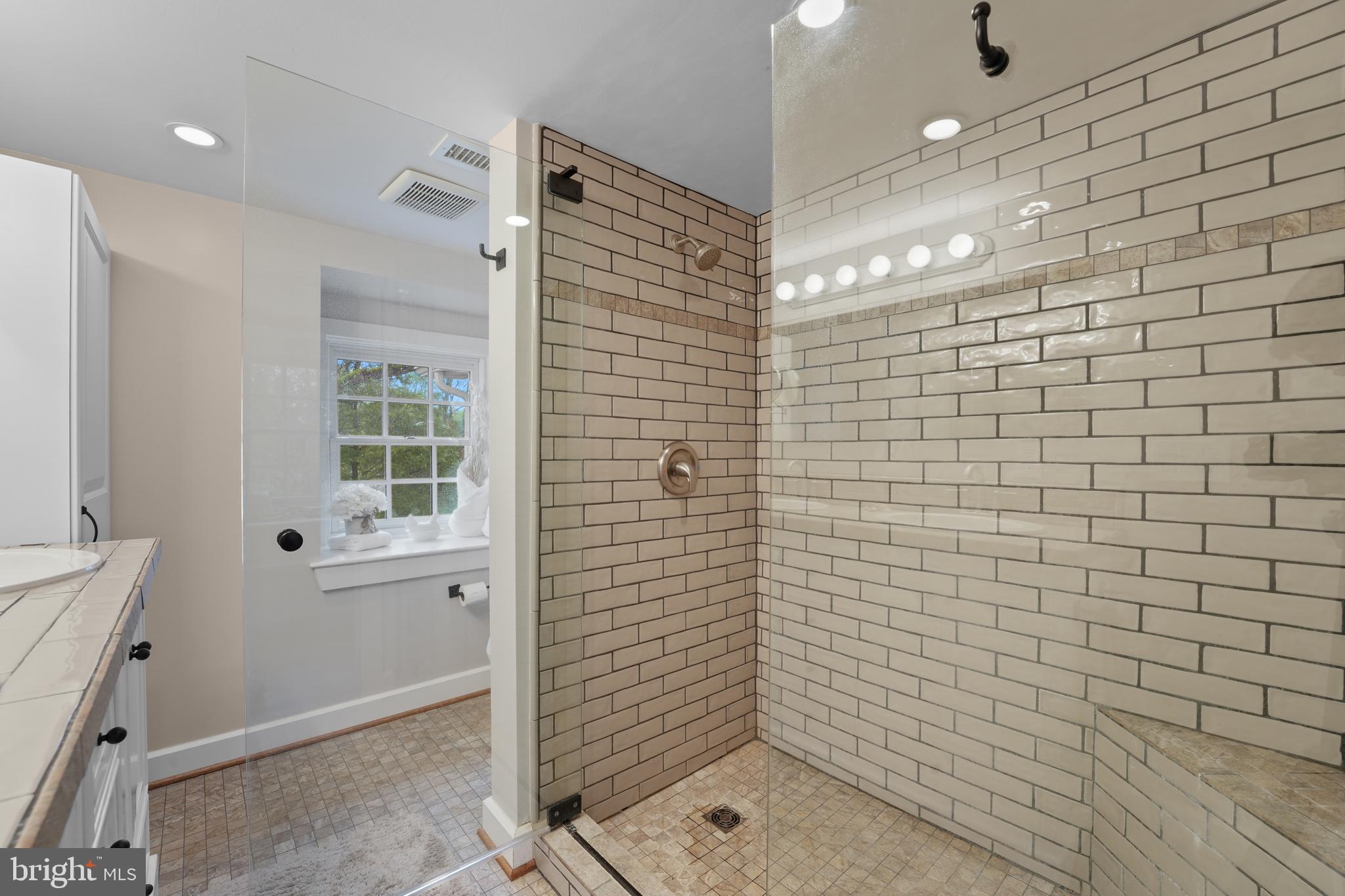 412 NELMONTE LANE