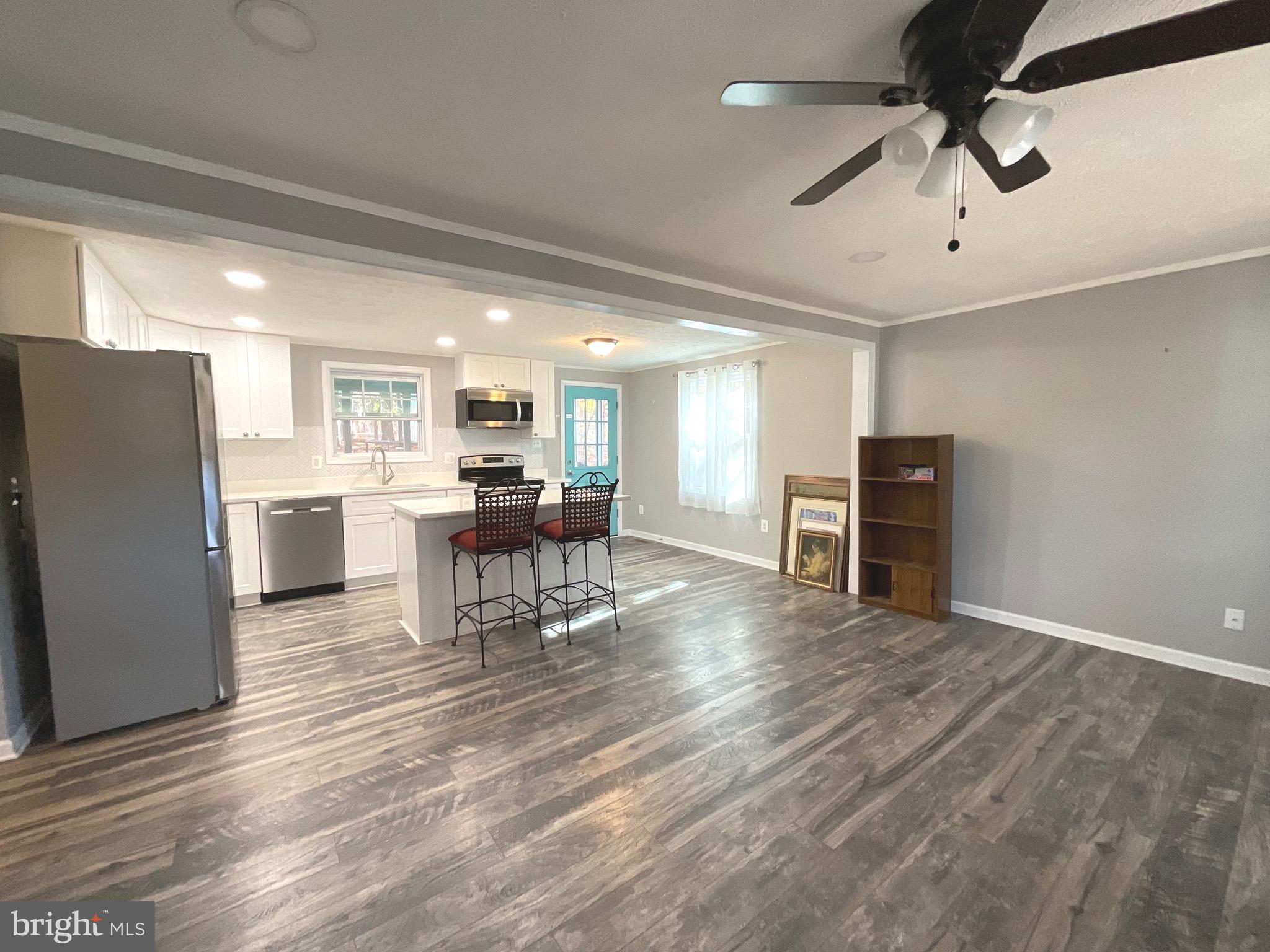 1311 LAKEVIEW PARKWAY