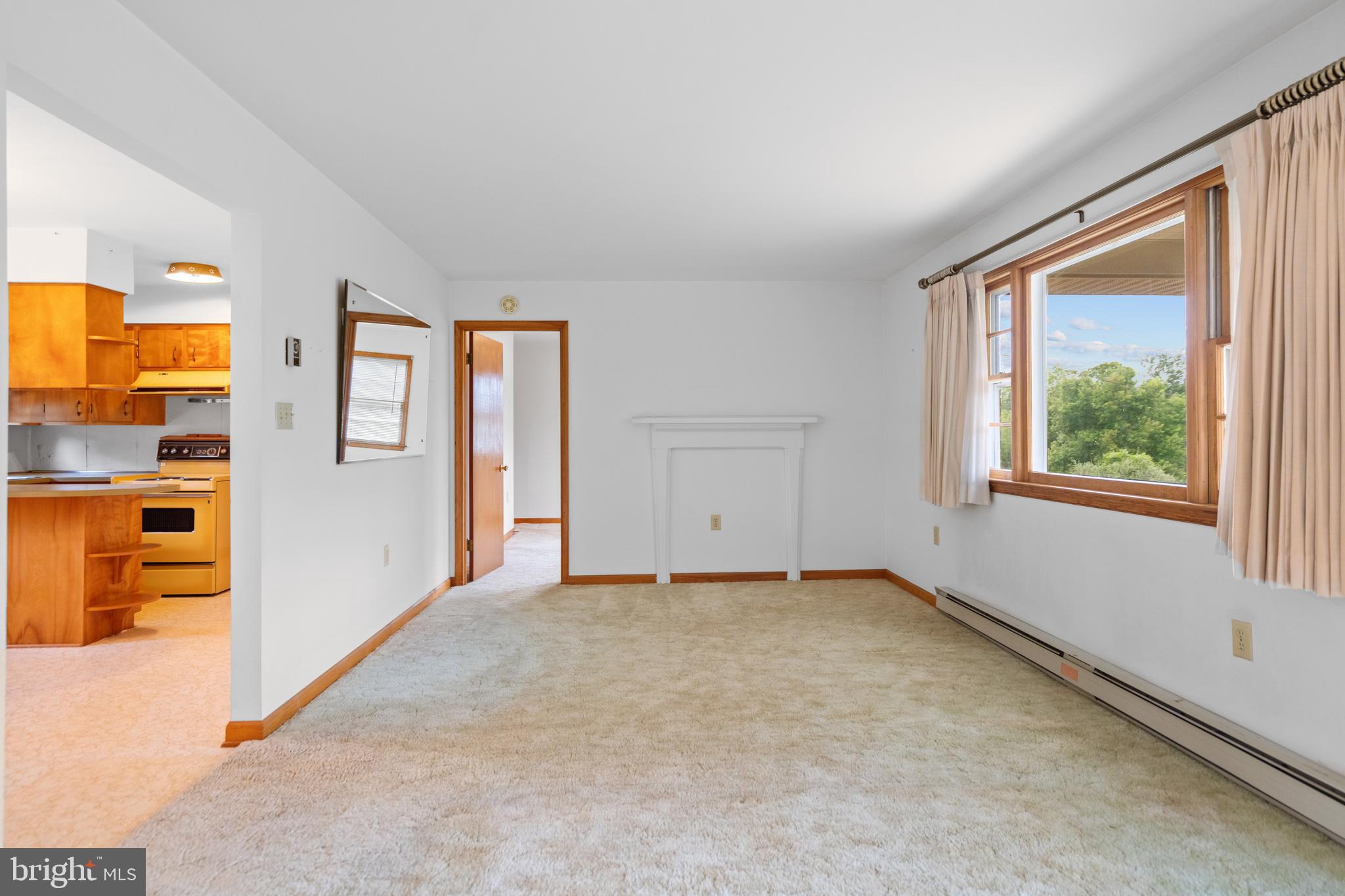 4984 US HWY 340N