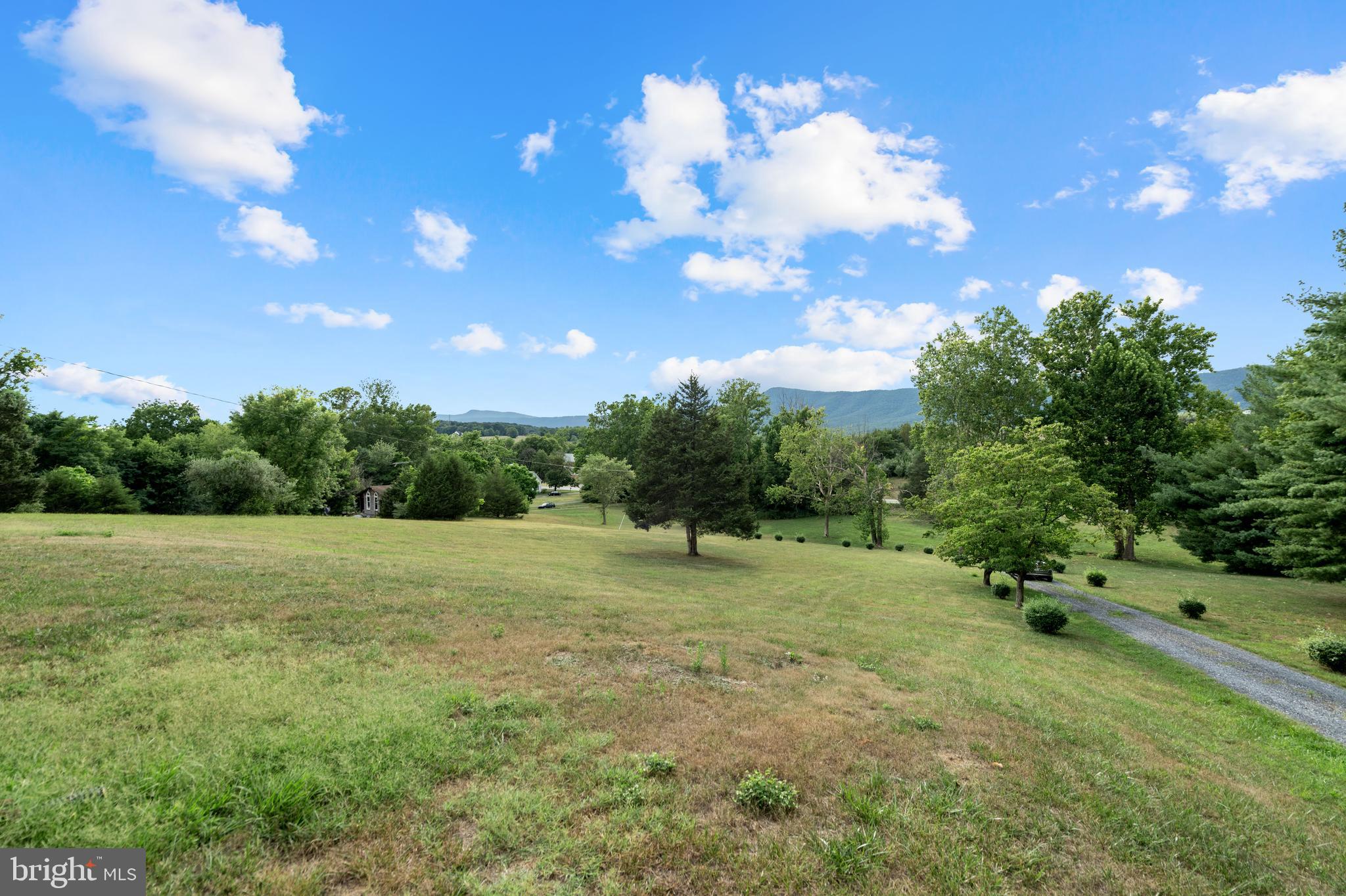 4984 US HWY 340N
