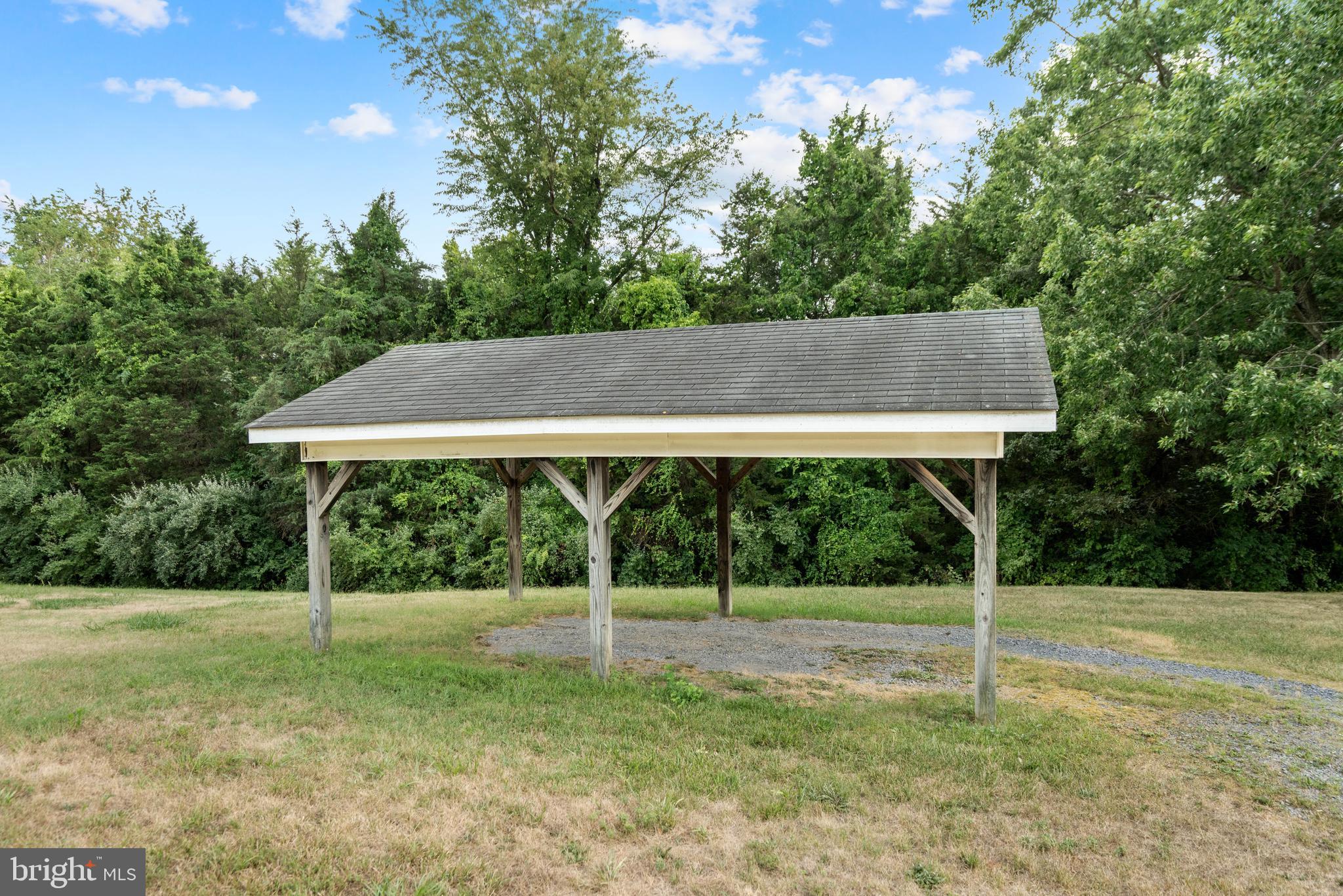 4984 US HWY 340N
