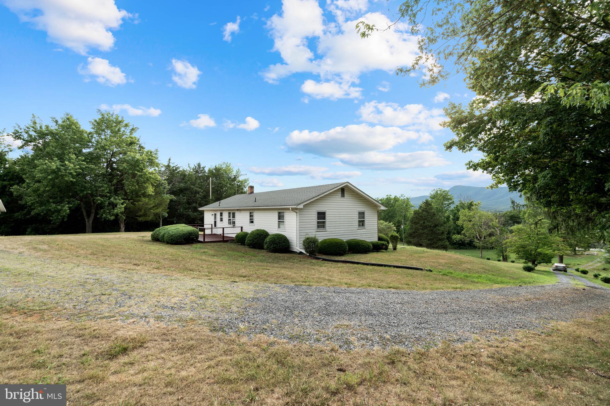 4984 US HWY 340N