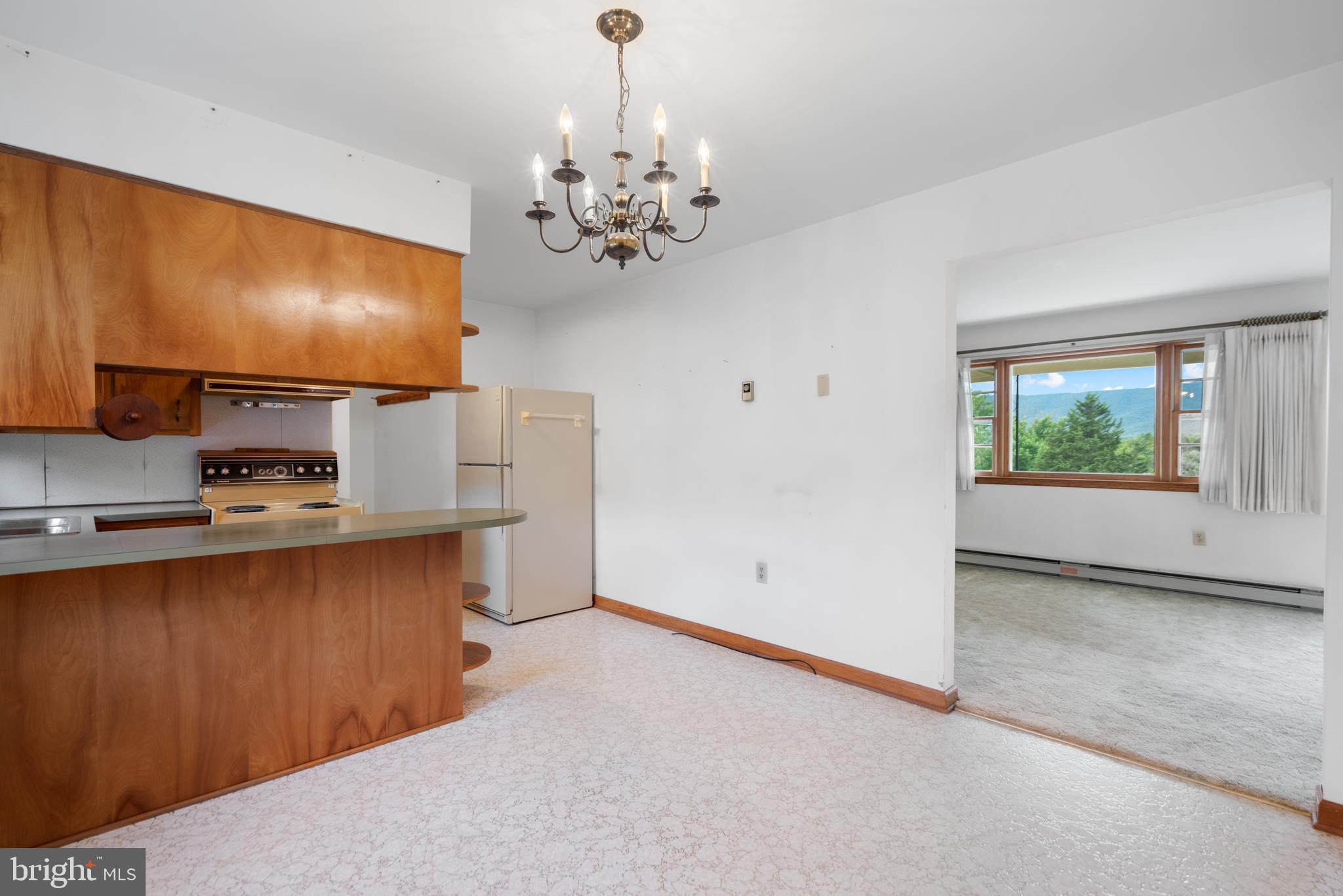 4984 US HWY 340N