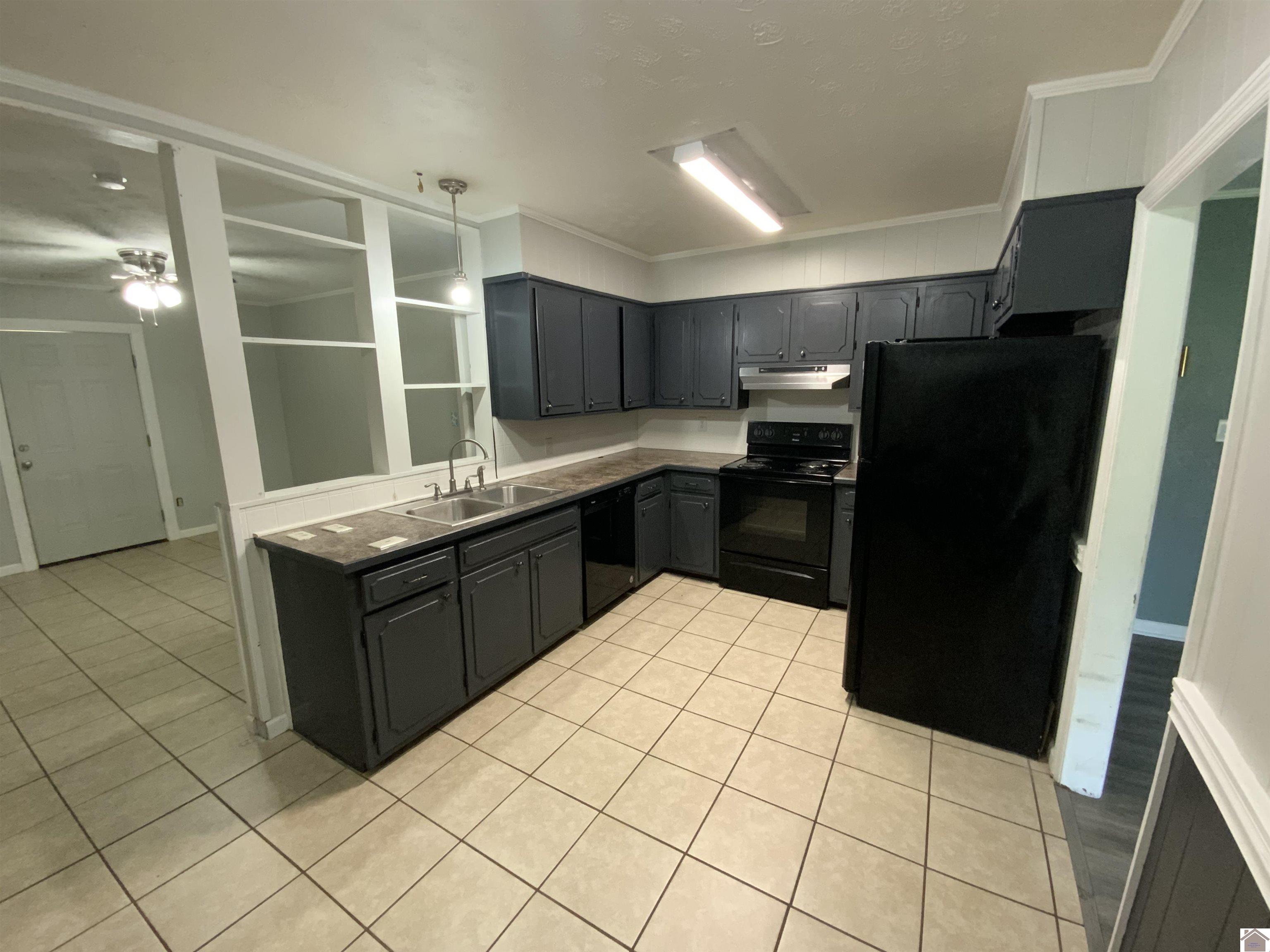 1206 S 6th Street